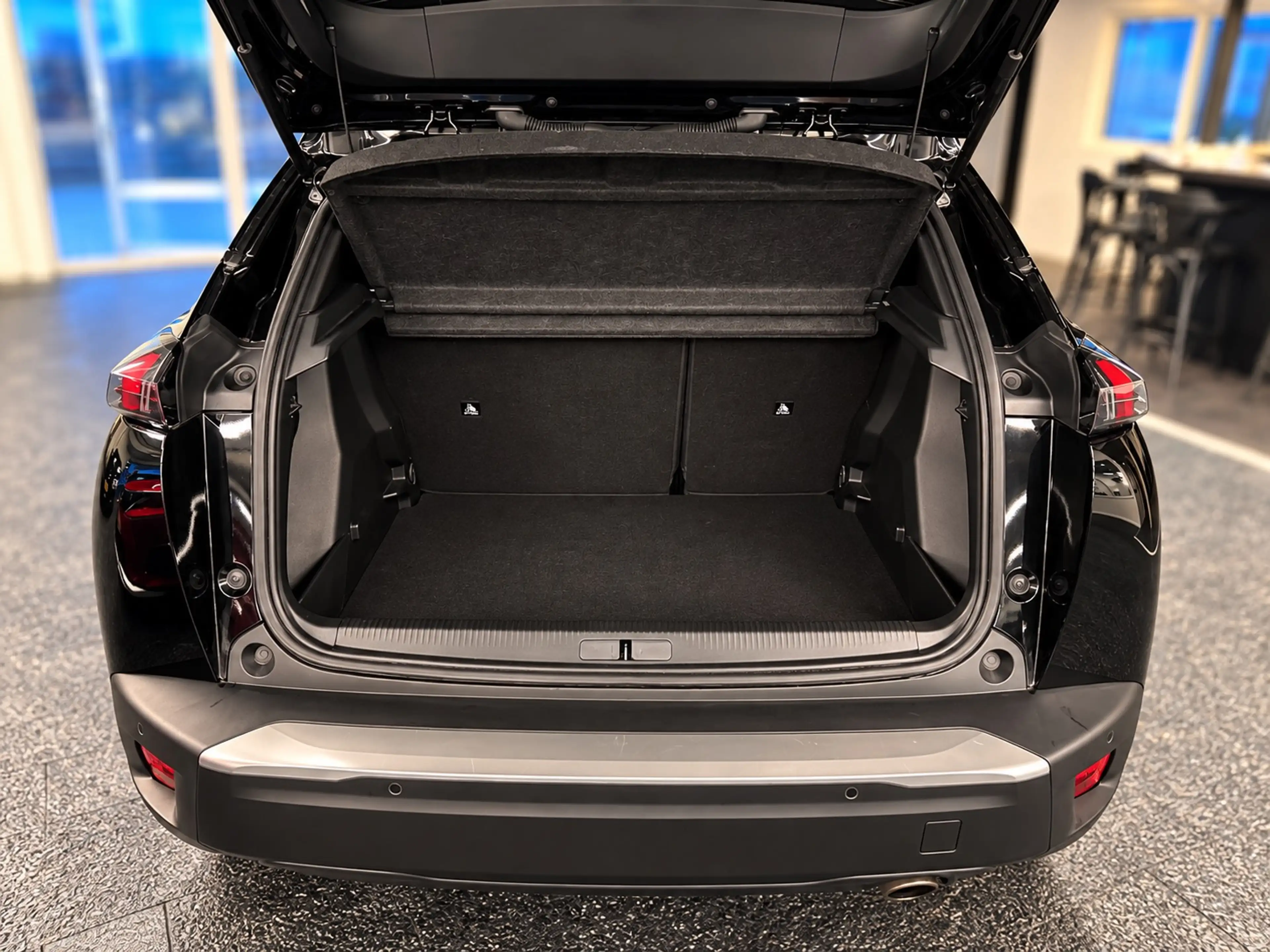 Peugeot 2008 1.2 PureTech | BINNENKORT VERWACHT — photo 7