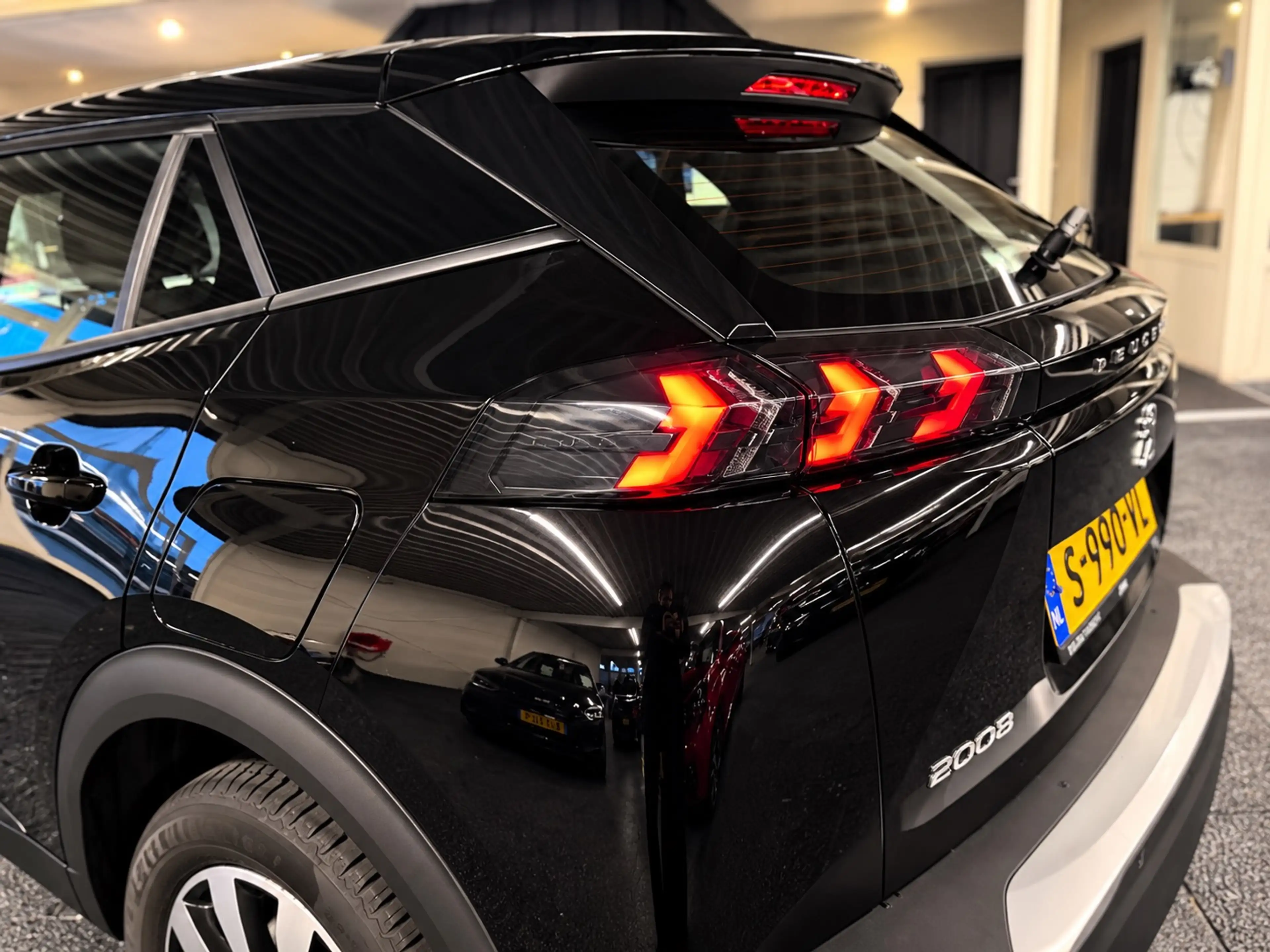 Peugeot 2008 1.2 PureTech | BINNENKORT VERWACHT — photo 15