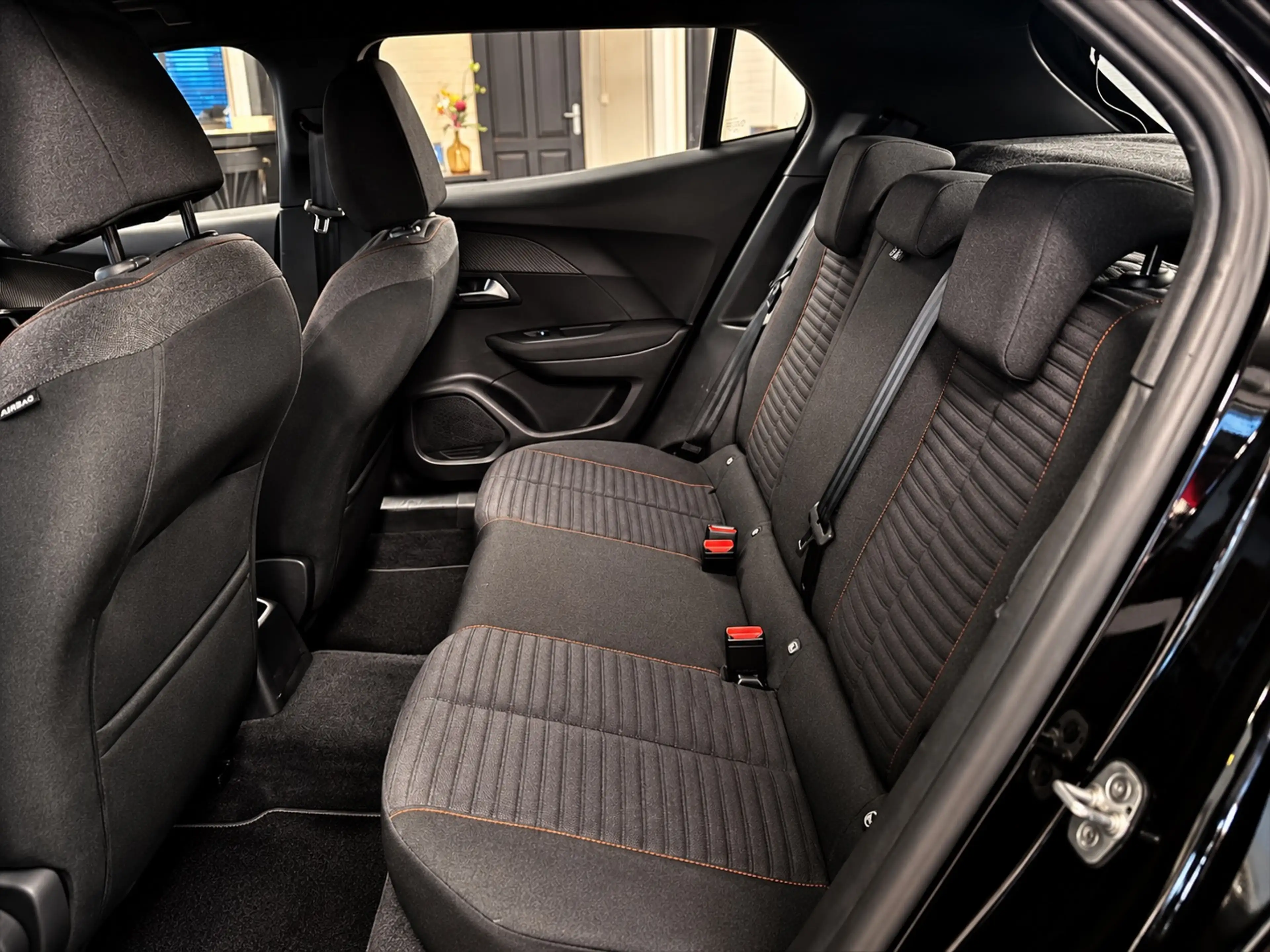 Peugeot 2008 1.2 PureTech | BINNENKORT VERWACHT — photo 20