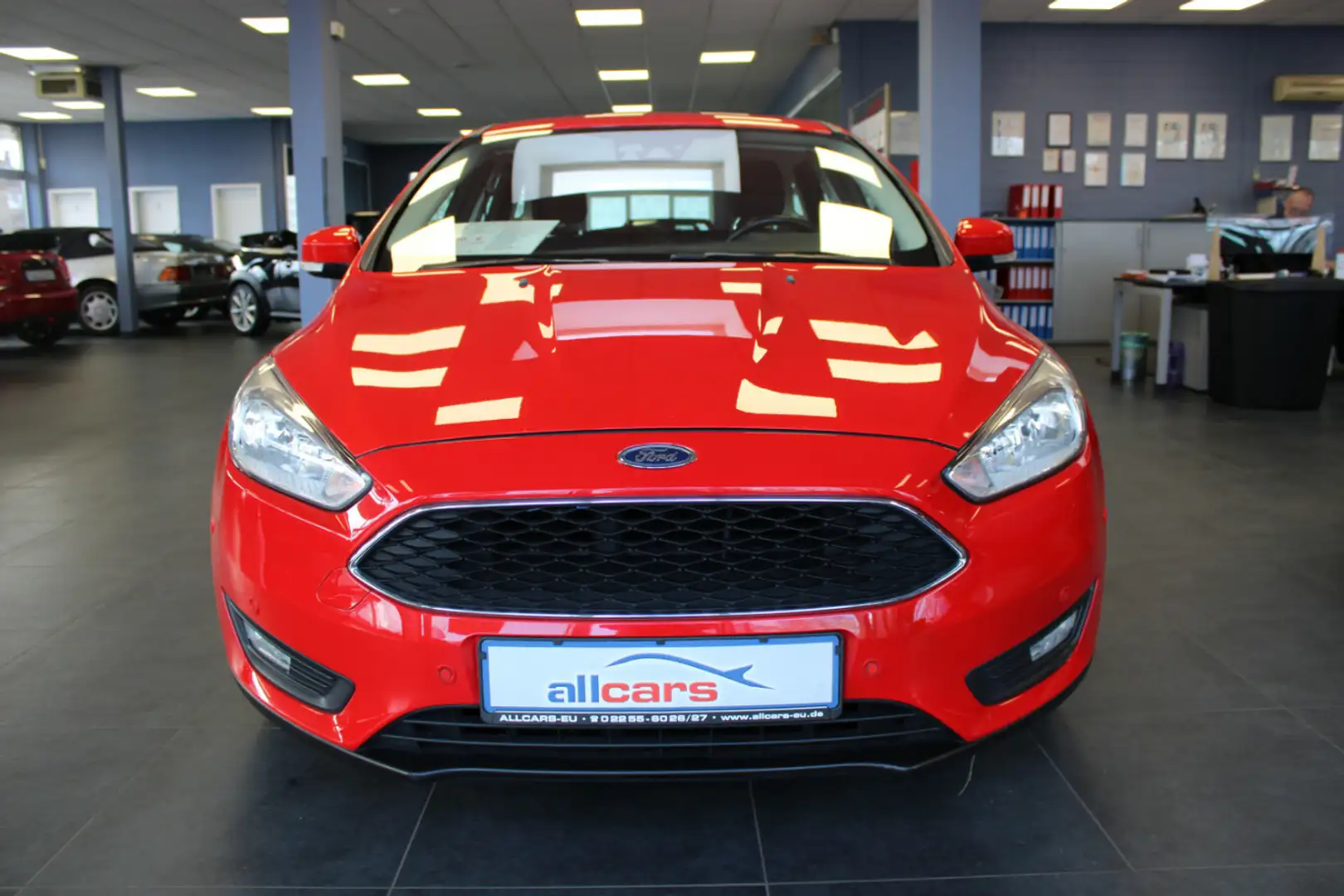 Ford Focus Turnier 1.5 EcoBoost Business Edition Rouge - 2