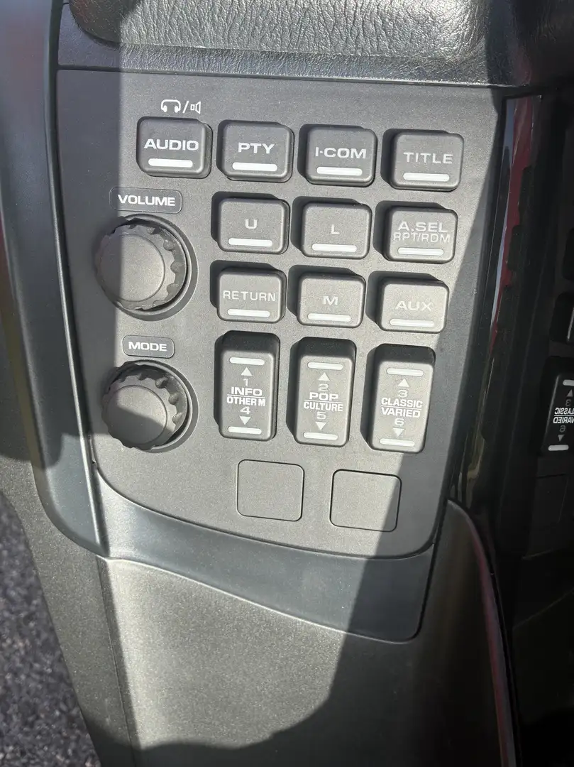 Honda GL 1800 Negro - 2