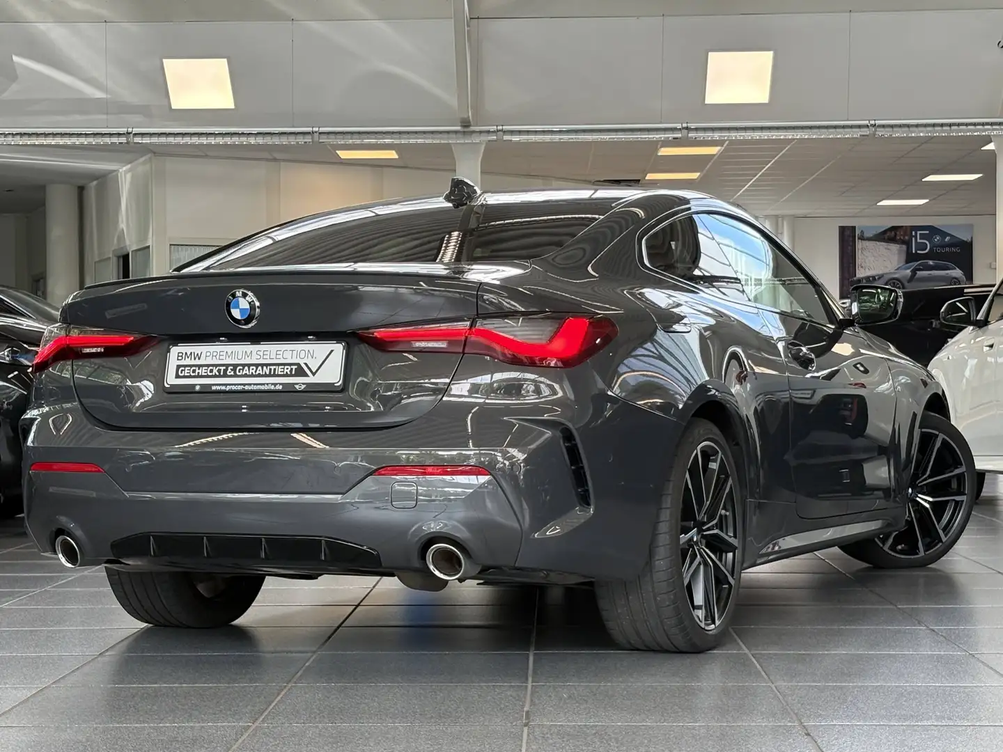 BMW 420 d xDrive Coupé M Sport DA Prof PA+ Laser HuD Grau - 2