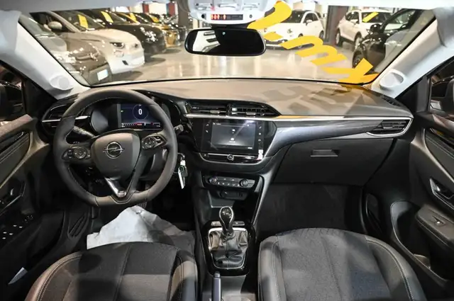 Opel Corsa view 11
