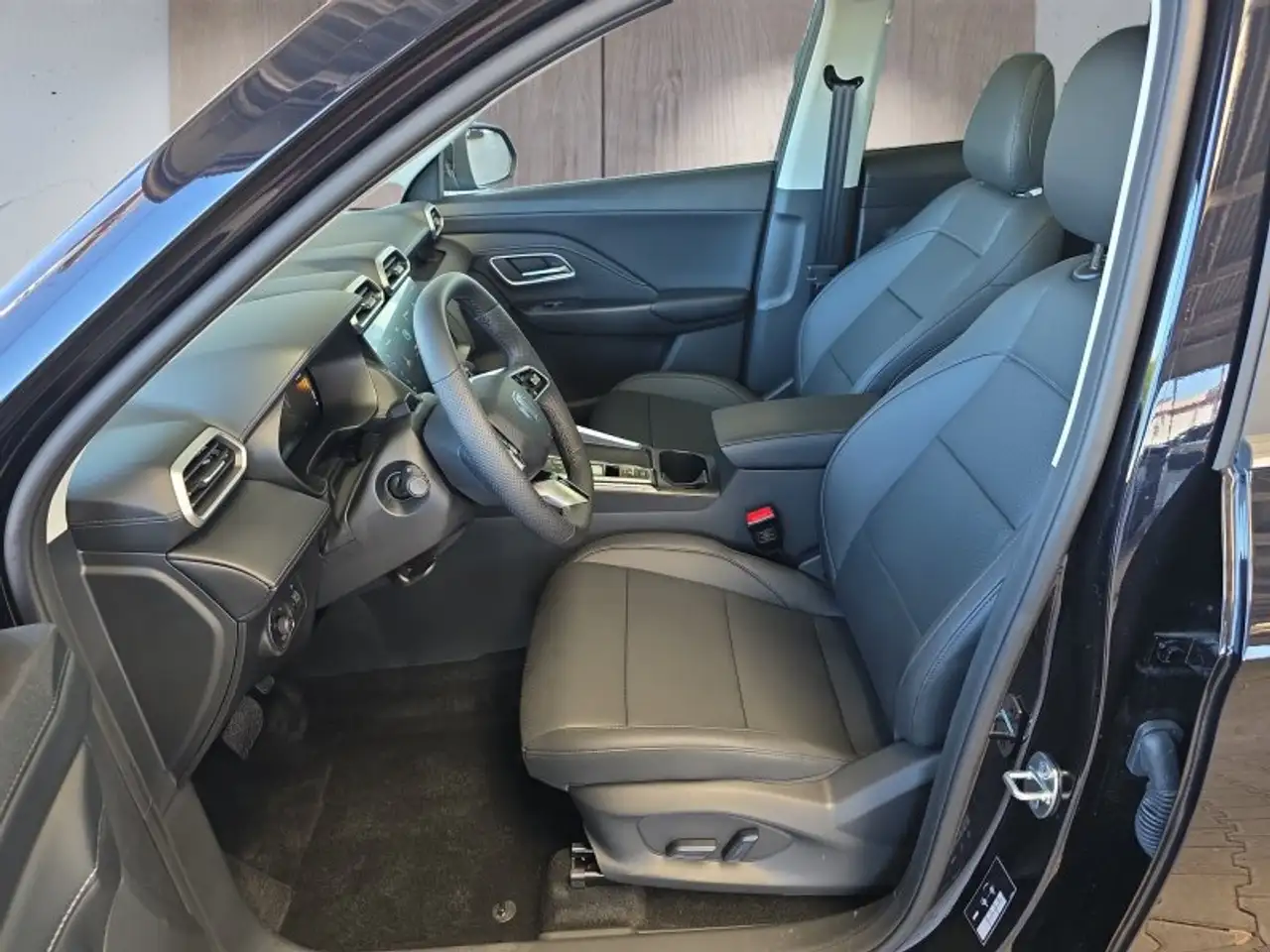 MG ZS Luxury 1,5 Hybrid+ 197PS Pano/18*Alu/LED/Navi/Lede, миниатюра 9