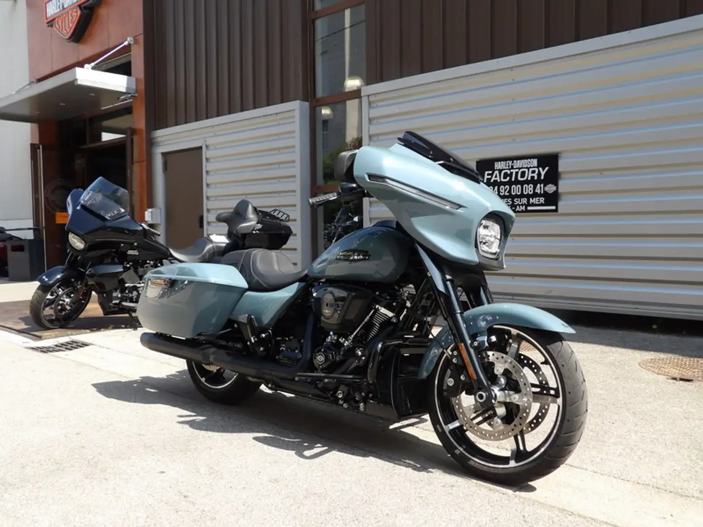 Harley-Davidson Street Glide Albastru - 2