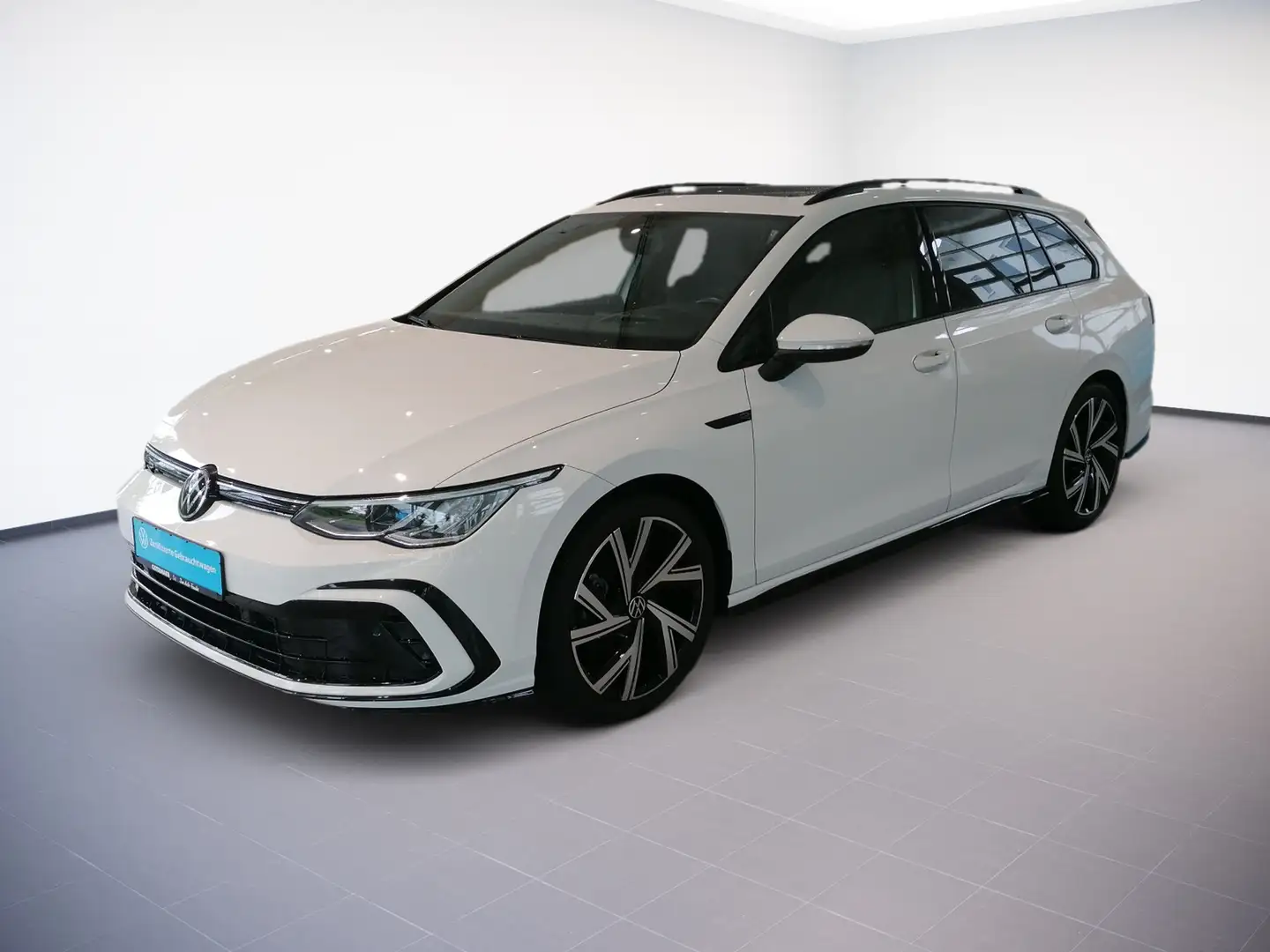 Volkswagen Golf Variant Golf VIII Variant R-LINE 1.5TSI 131PS PANO.LED.2xP Wit - 2