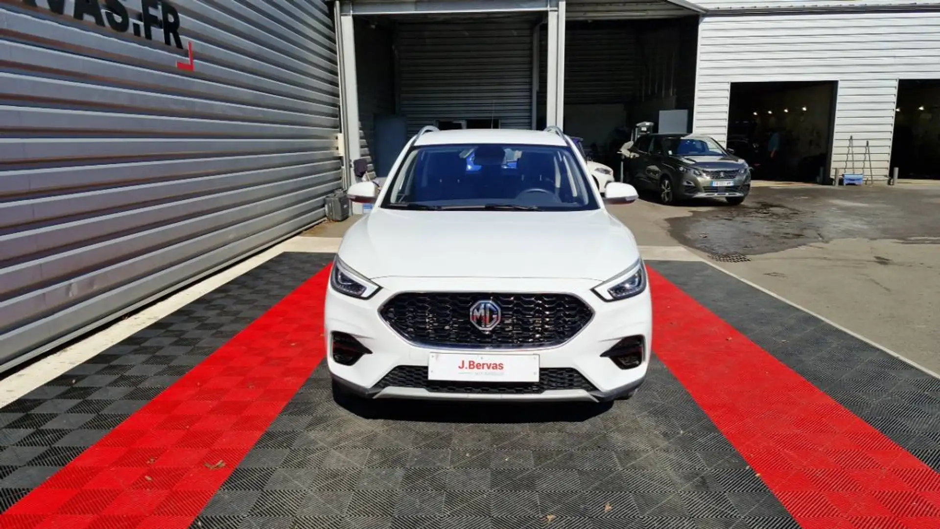 MG ZS 1.5L VTI-Tech 106ch BVM5 Comfort Blanc - 2