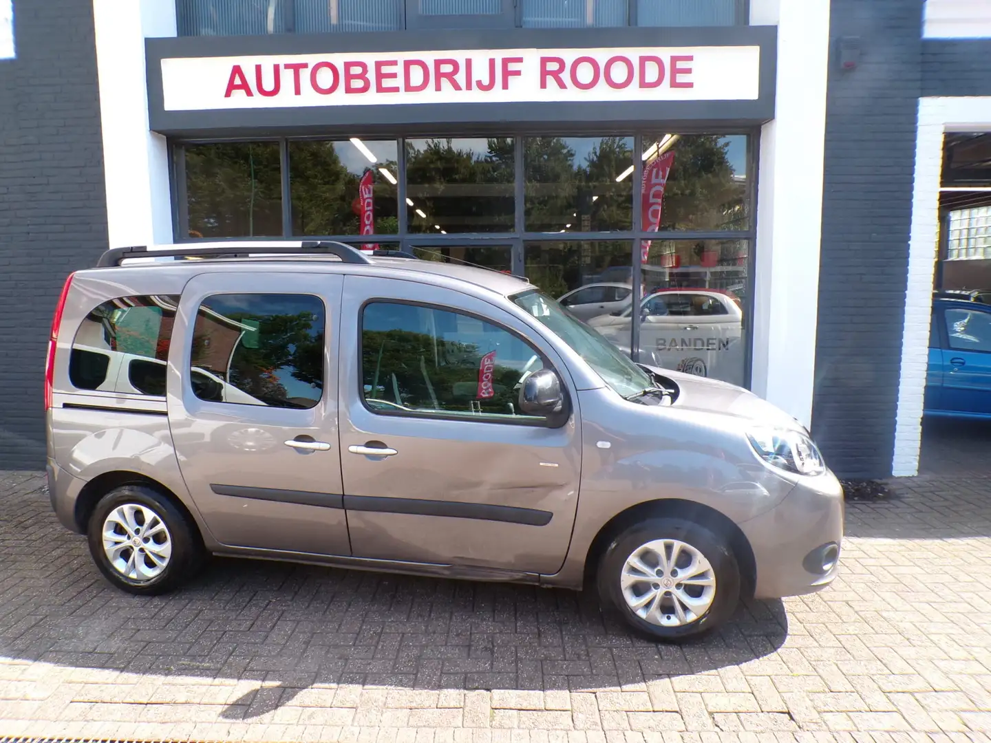 Renault Kangoo Family 1.2 TCe Limited LEES TEKST! MOTOR LAMPJE AA Grijs - 1