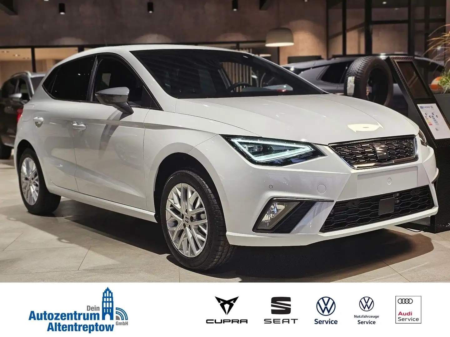 SEAT Ibiza 1.0 TSI XCELLENCE SH ACC Navi LED RFK SH Weiß - 1