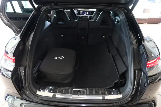 Porsche Panamera view 10