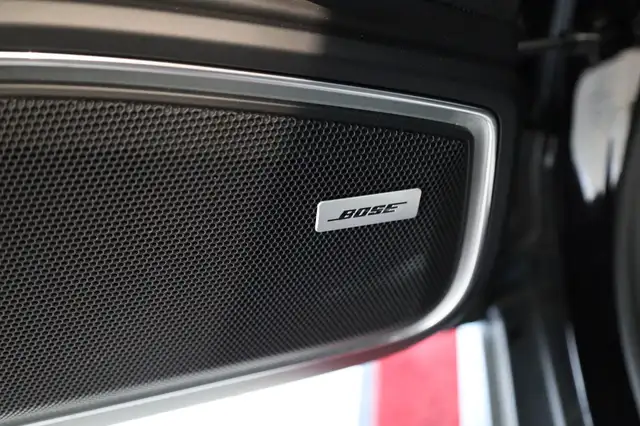 Porsche Panamera view 17