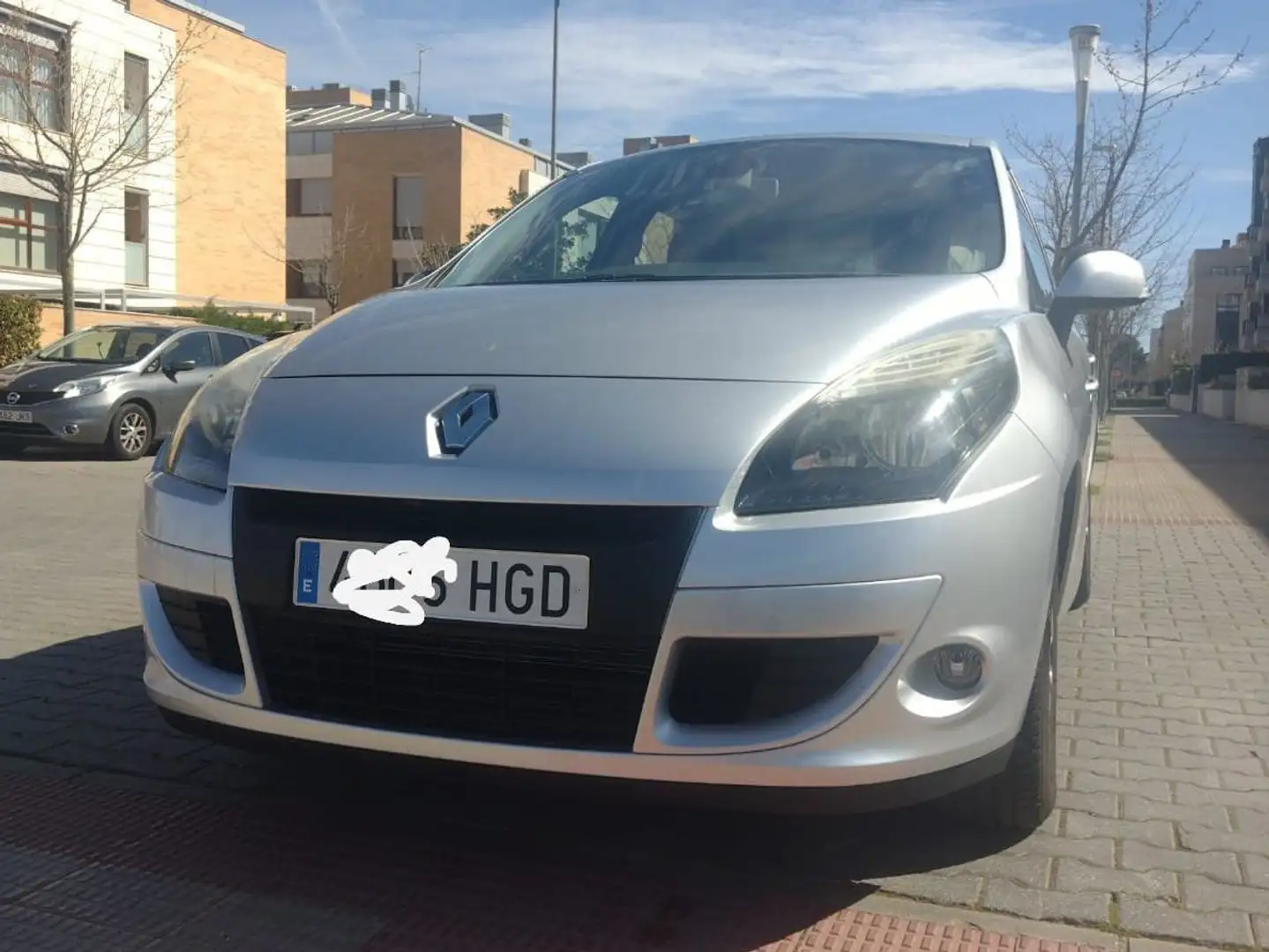 Renault Scenic Scénic 1.6dCi Dynamique Energy 130 S Plateado - 1