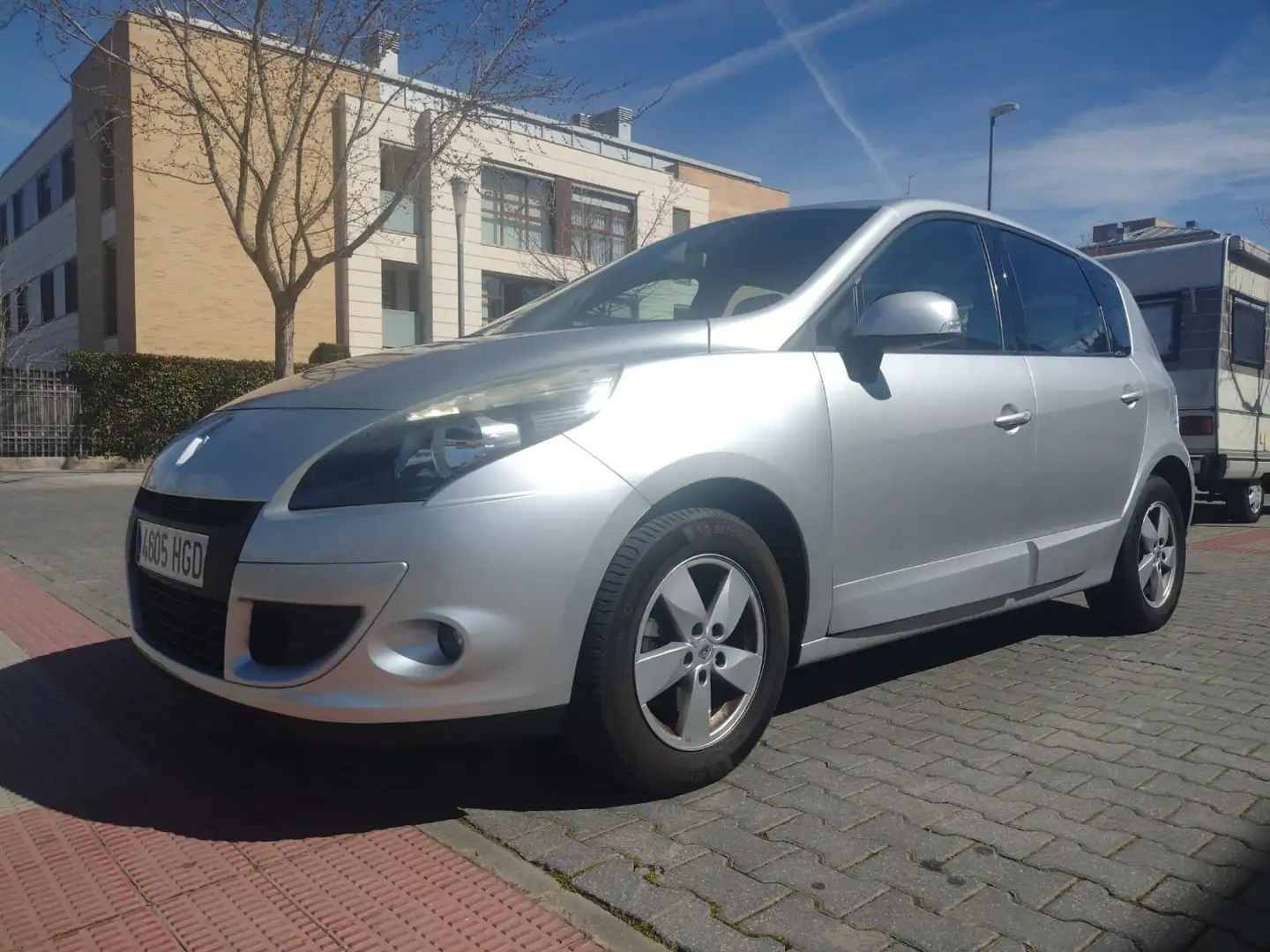 Renault Scenic Scénic 1.6dCi Dynamique Energy 130 S Plateado - 2