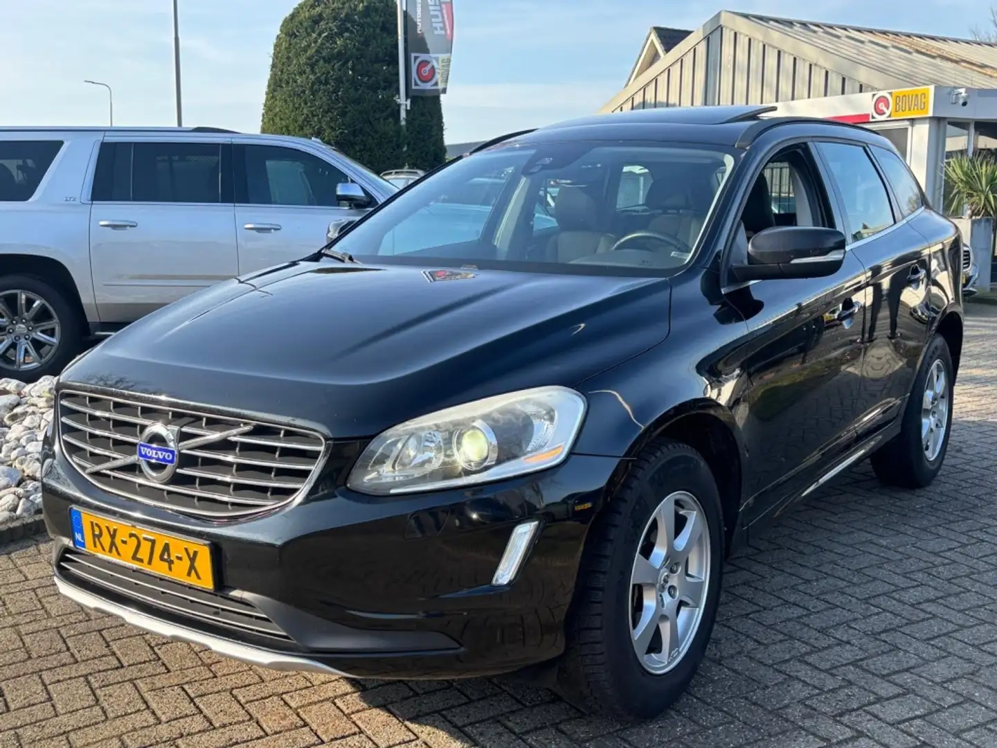Volvo XC60 2.0 D4 FWD 2014 Xenon Panoramadak Facelift Fekete - 1
