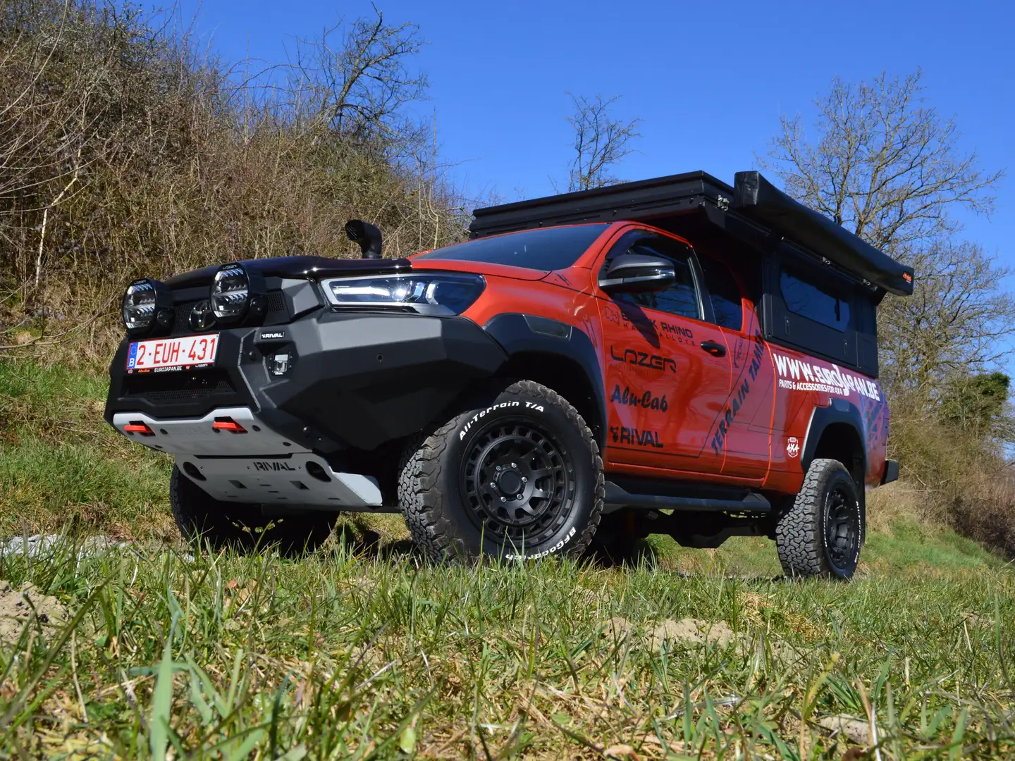 Toyota Hilux Hilux 2.8 D-4D 4WD Invincible Orange - 1