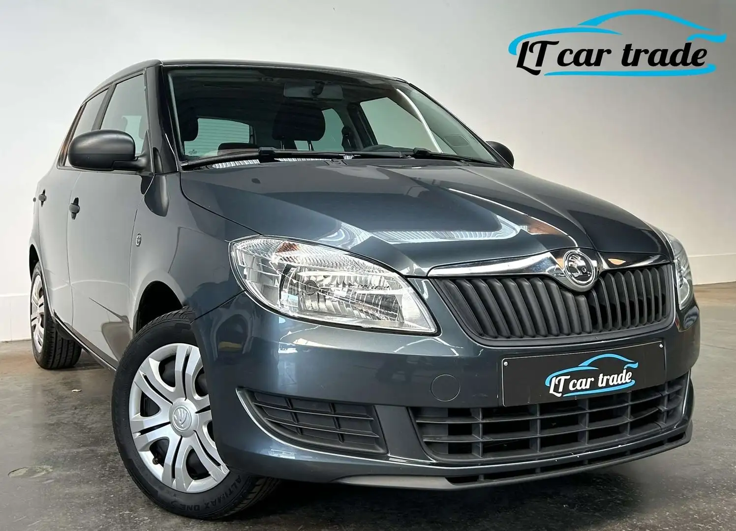 Skoda Fabia 1.2i Ambition * Airco * Radio cd * Garantie Gris - 1