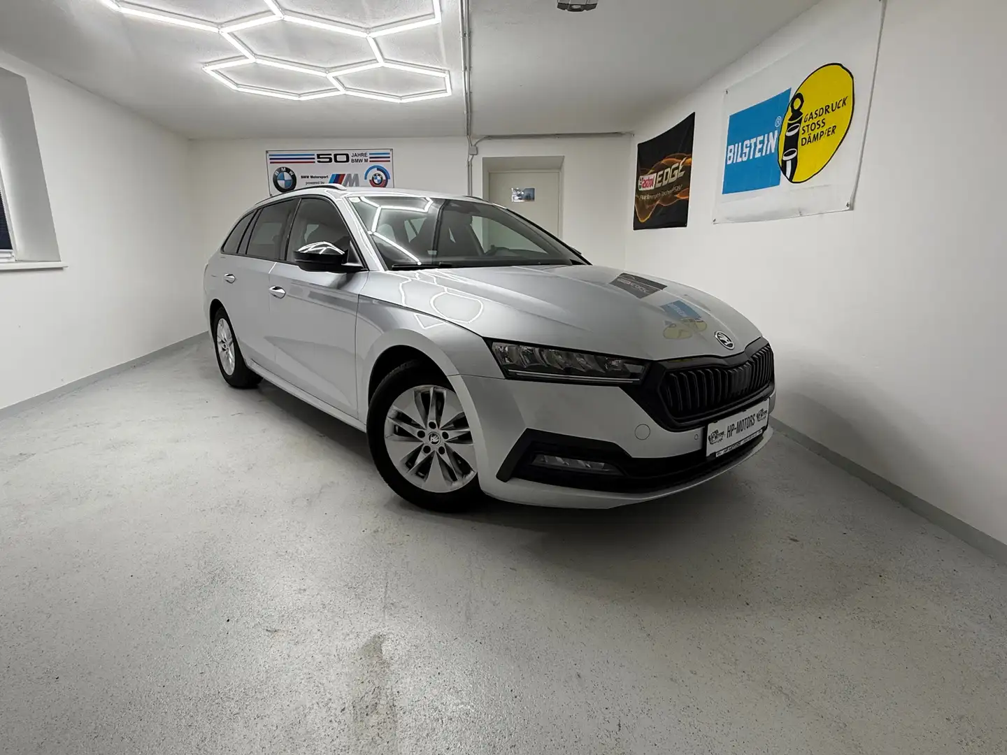 Skoda Octavia Ambition*AMBIEBENTE*RÜCKFAHRKAMERA*SPORTLINE* Grau - 2