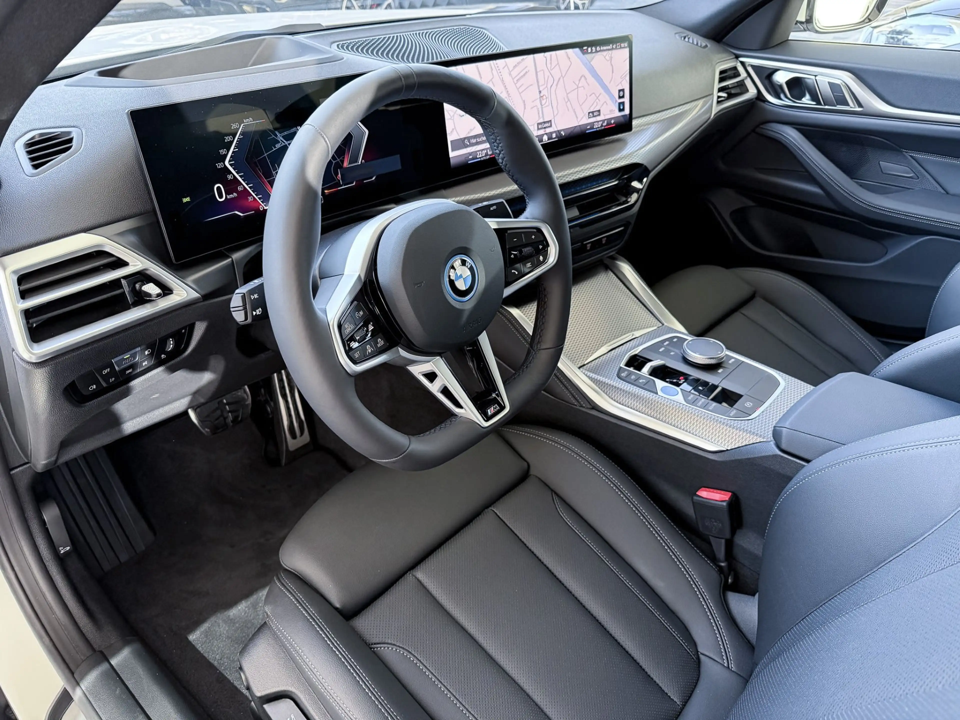 BMW i4 xDrive40 M-Sportpaket Pro — photo 6