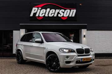 XDrive48i V8 M-Pakket !BTW! PANO HUD CARPLAY MEMOR