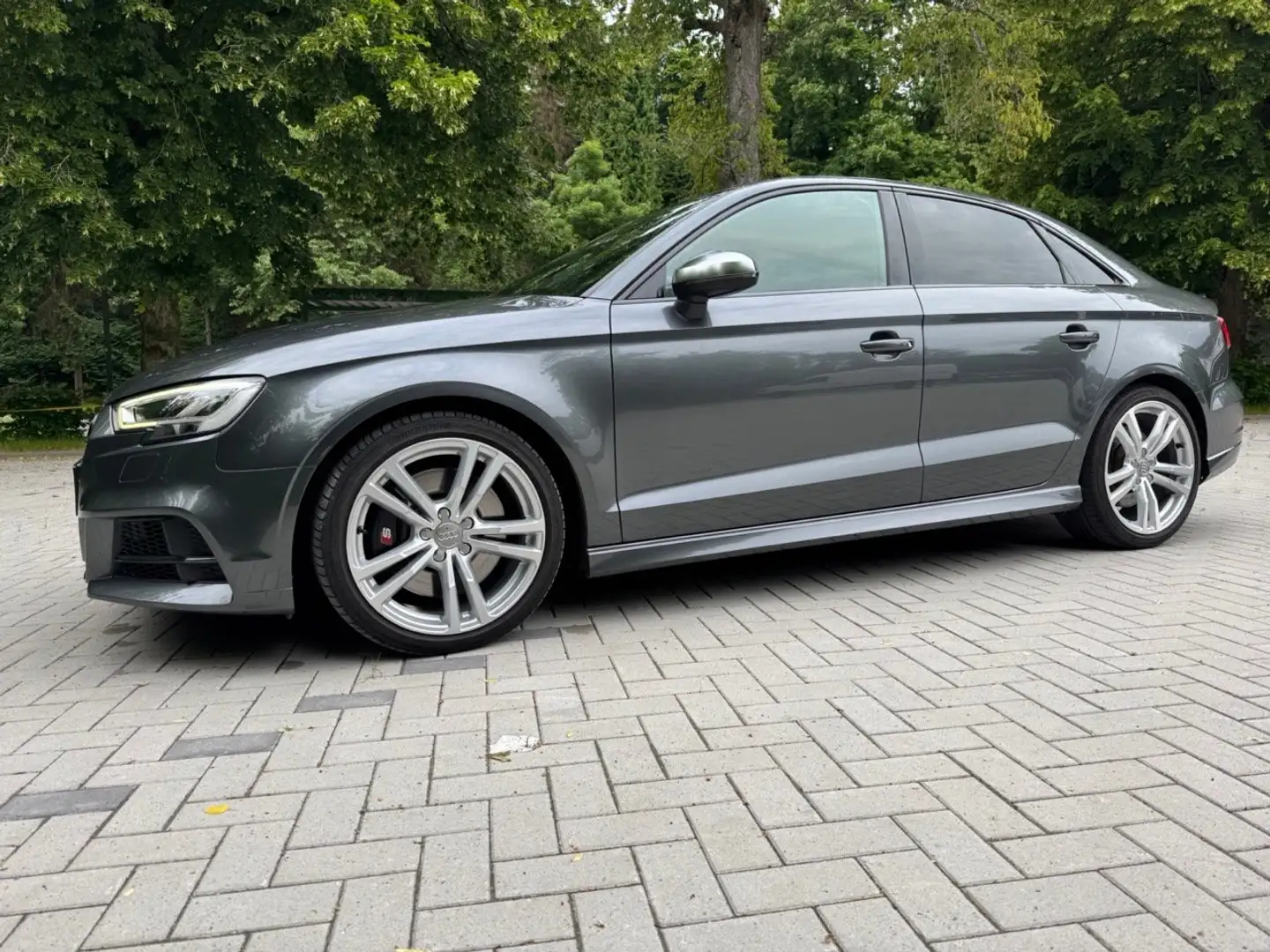 Audi S3 S3 TFSI Limousine S tronic Gris - 1