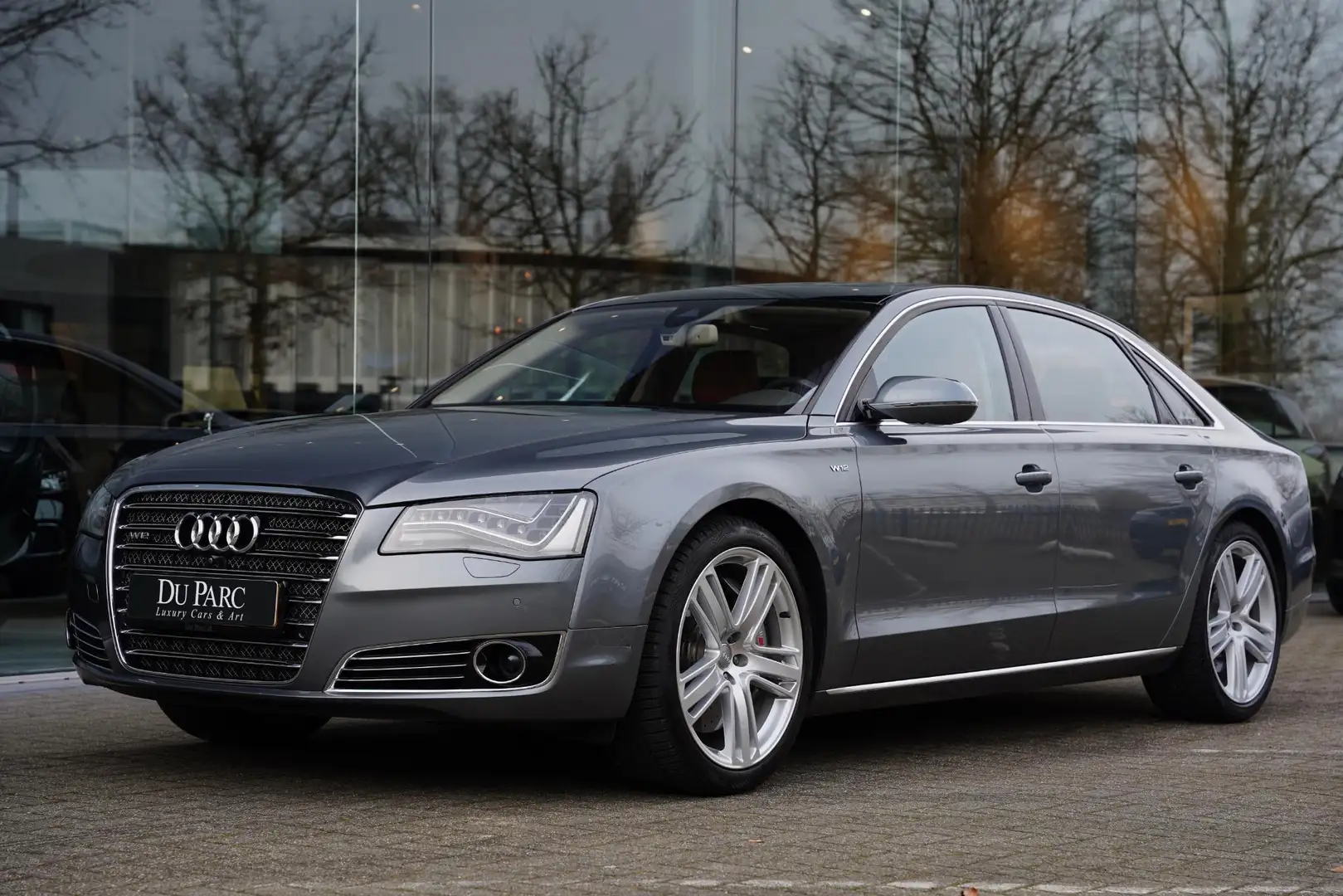 Audi A8 6.3 W12 Quattro Lang Exclusive Gris - 1