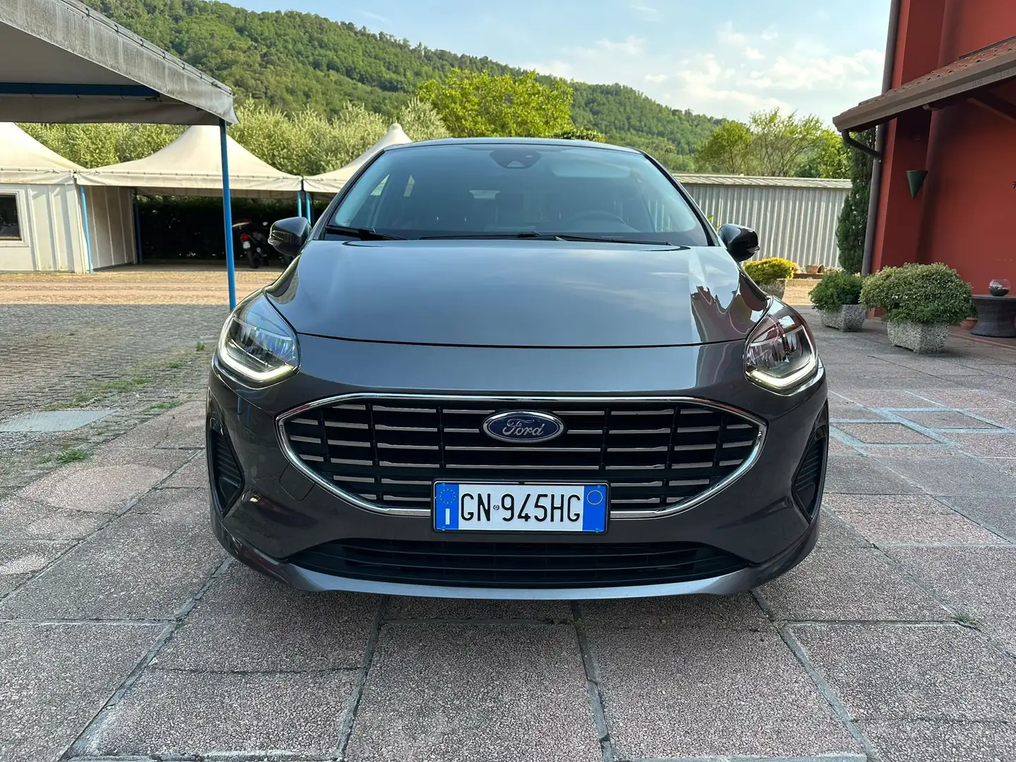 Ford Fiesta Fiesta VII 2022 5p 5p 1.1 Titanium 75cv Grigio - 1