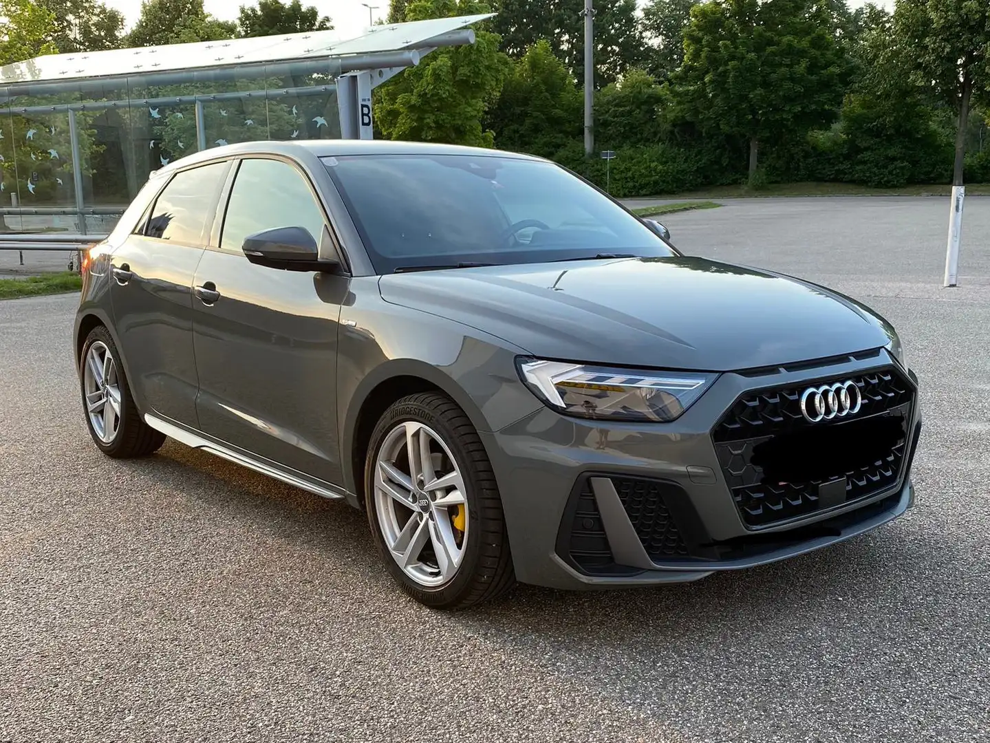 Audi A1 A1 SB 35 TFSI S-line S-tronic S-line Grau - 1