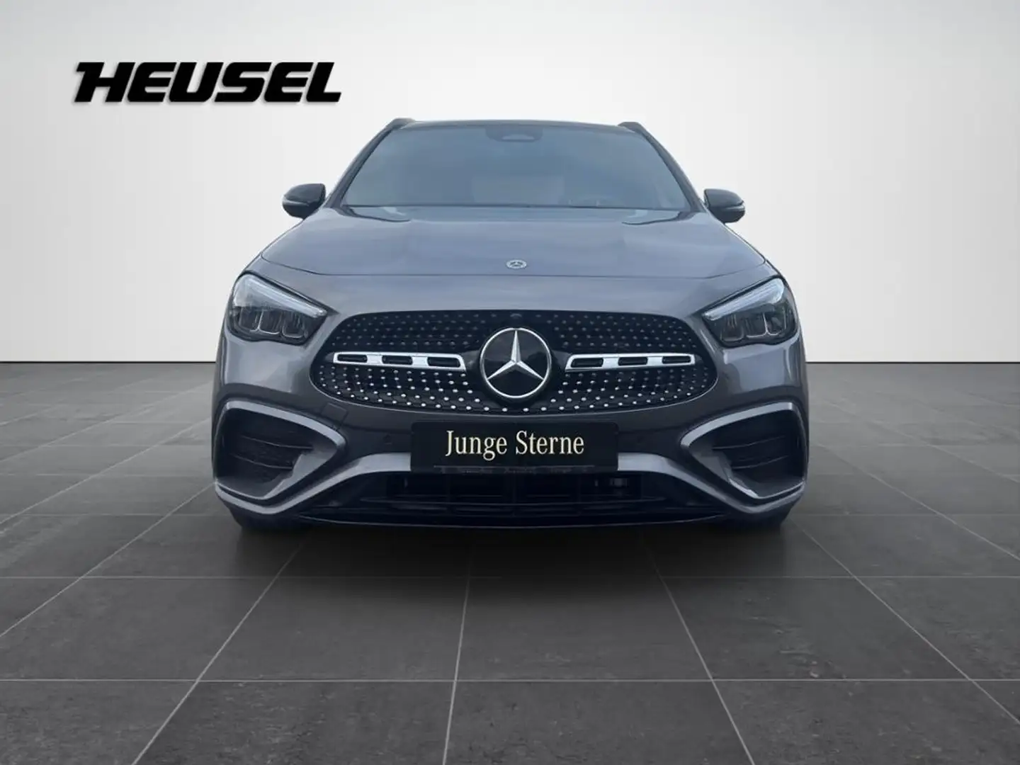 Mercedes-Benz GLA 200 AMG *Pan.Schd.*Winter-P*Night-P*Easy-P* Grau - 2