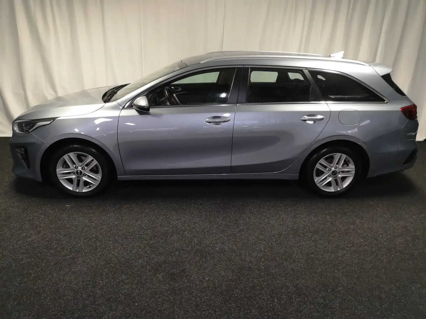 Kia Ceed SW / cee'd SW Sportswagon 1.0 T-GDi DynamicLine ECC/CAMERA/APPLE Gris - 2