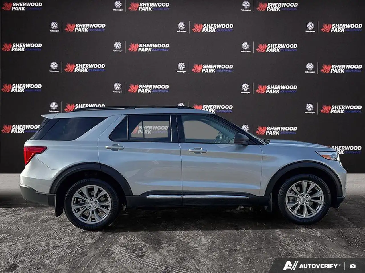 Ford Explorer снимка Ford Explorer