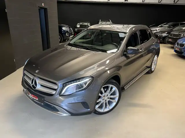 Mercedes-Benz GLA 180 *SPORT*GPS*CUIR*COFFRE ELECT*SIEGES CHAUF*GARANTIE