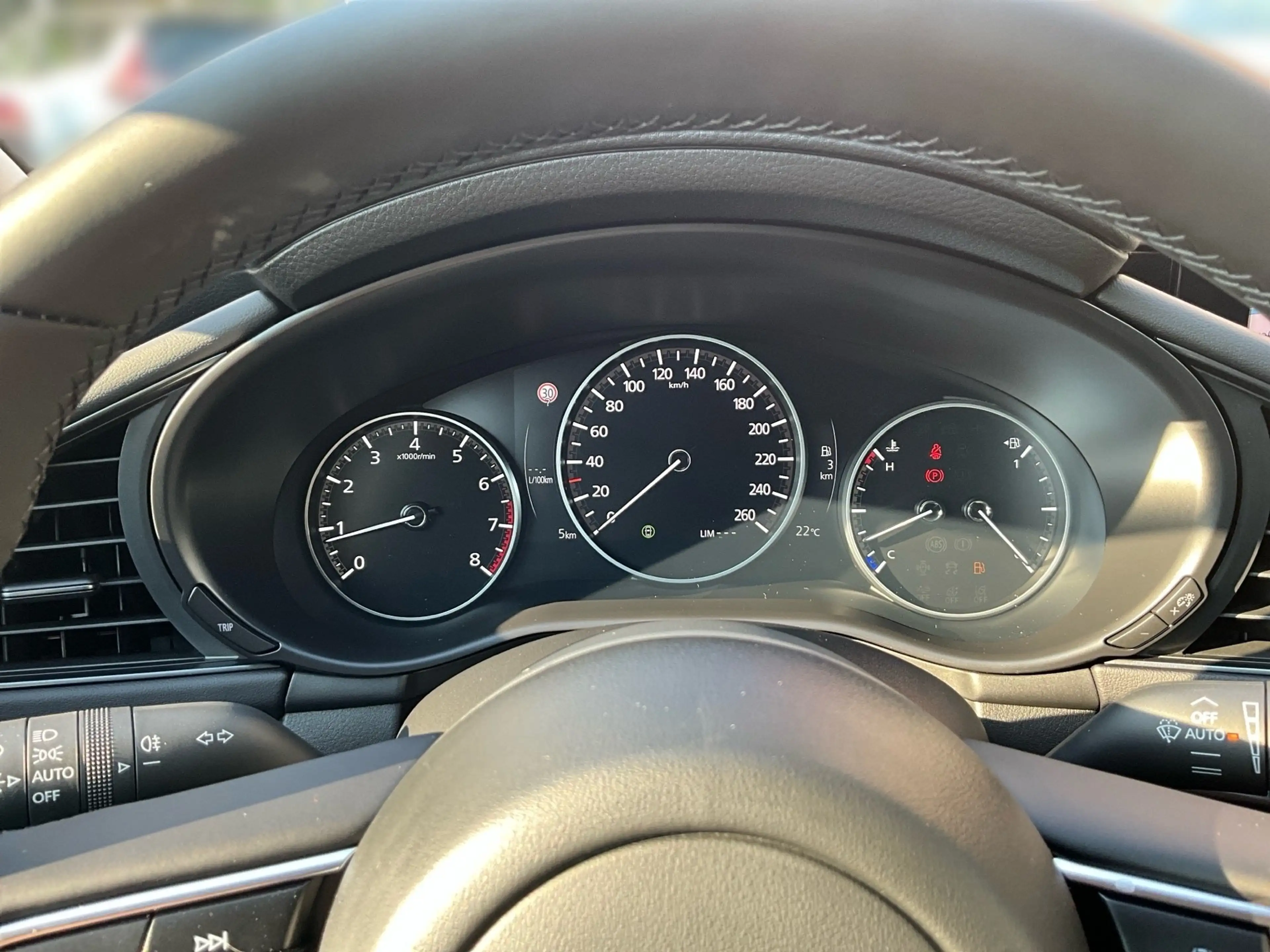 Mazda 3 SKYACTIV-X-Centre-Line HUD - Rückfahrkamera — photo 6