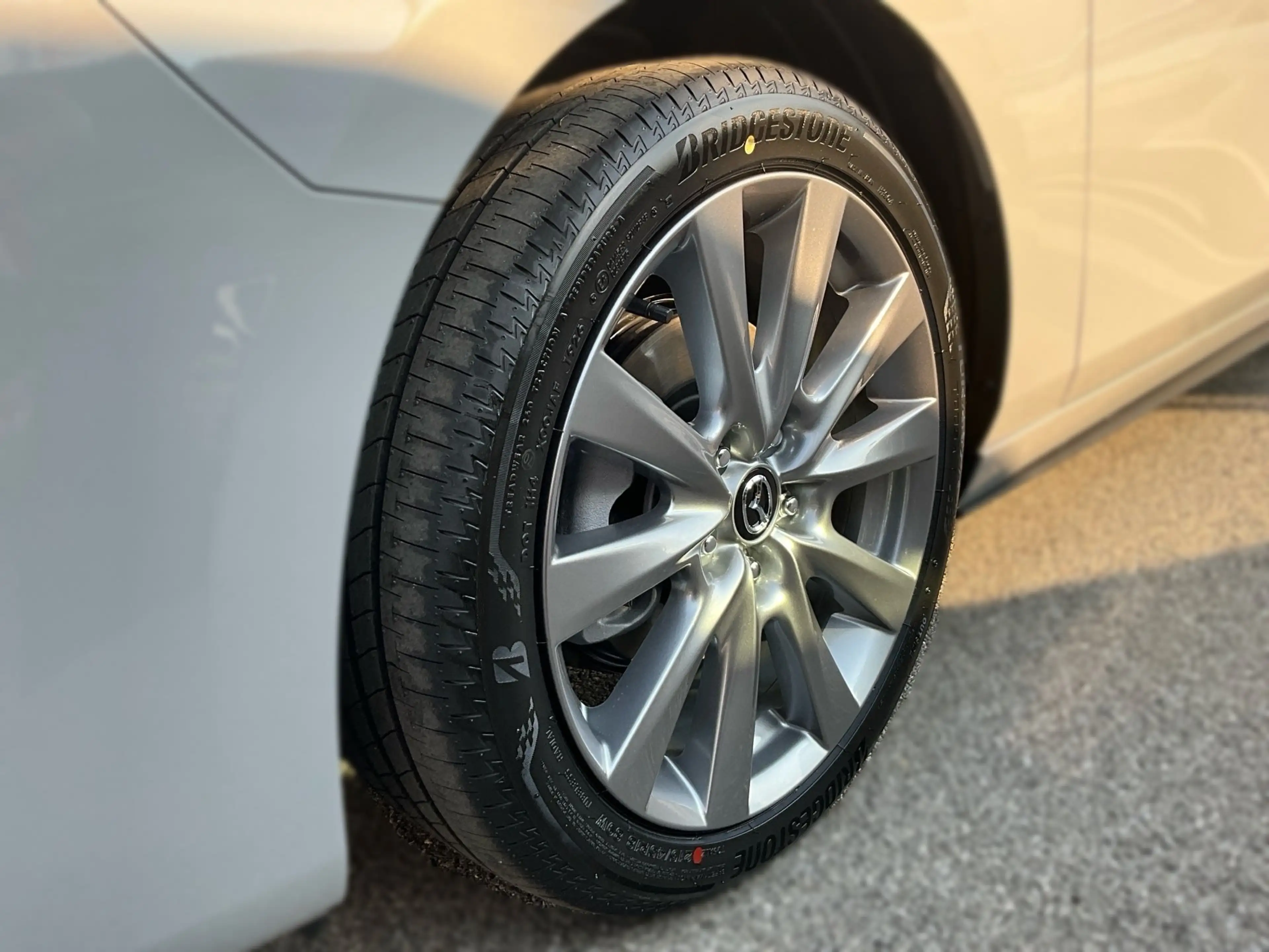 Mazda 3 SKYACTIV-X-Centre-Line HUD - Rückfahrkamera — photo 5