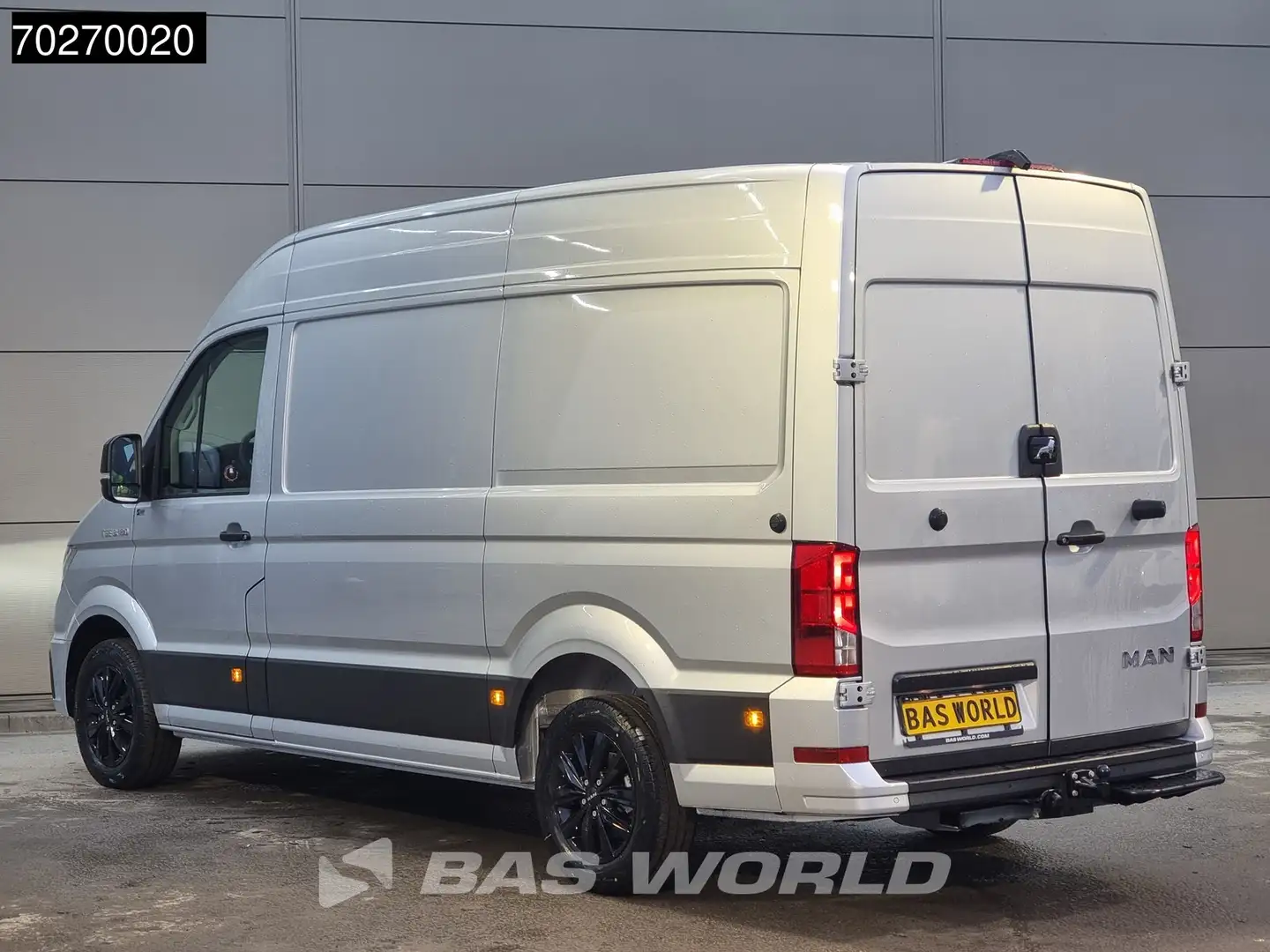 MAN TGE 3.180 Automaat 2025 model Facelift L3H3 ACC Trekha Stříbrná - 2