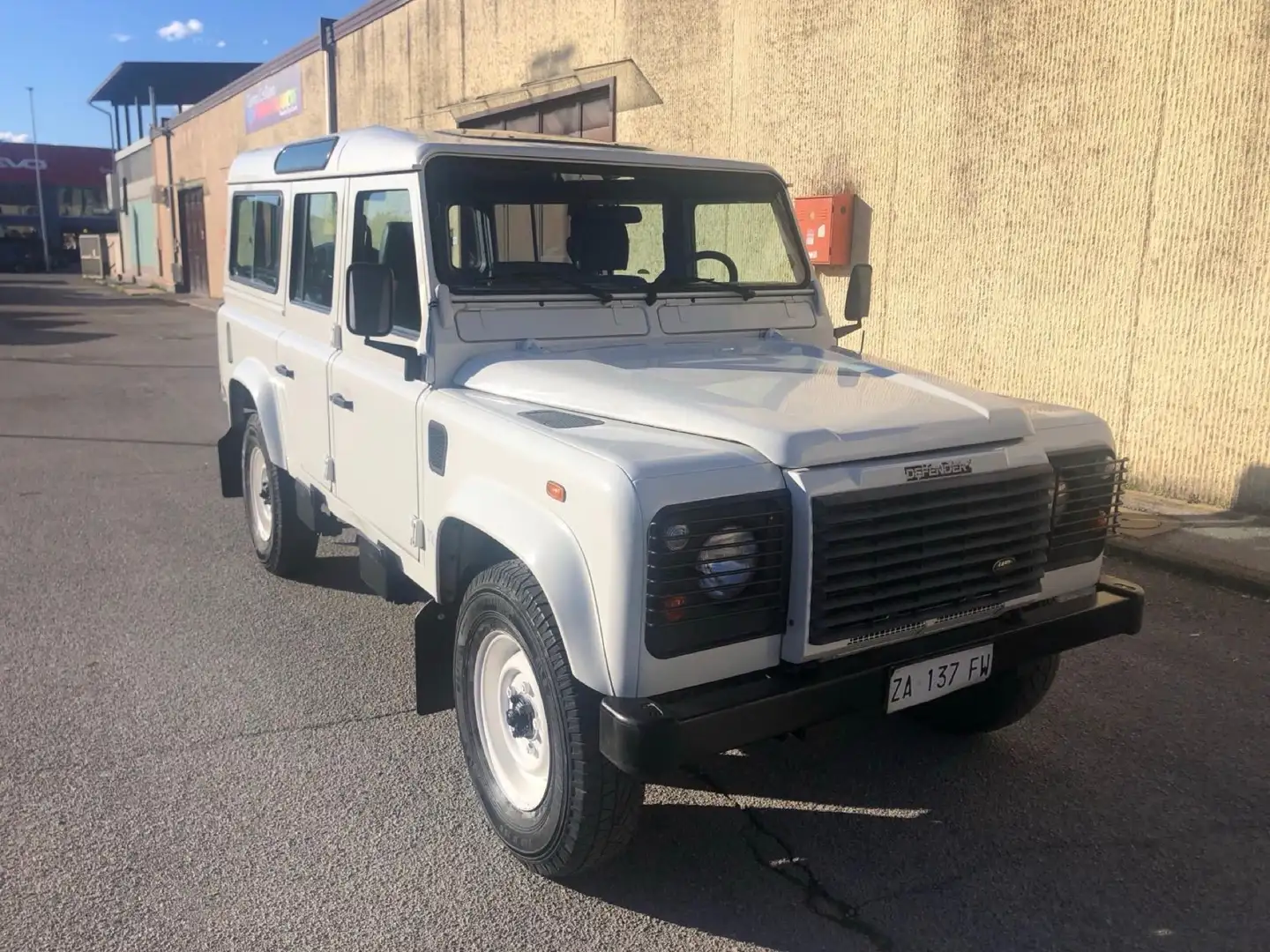 Land Rover Defender Defender V 1990 110/130 110 2.5 td5 E SW Bianco - 1