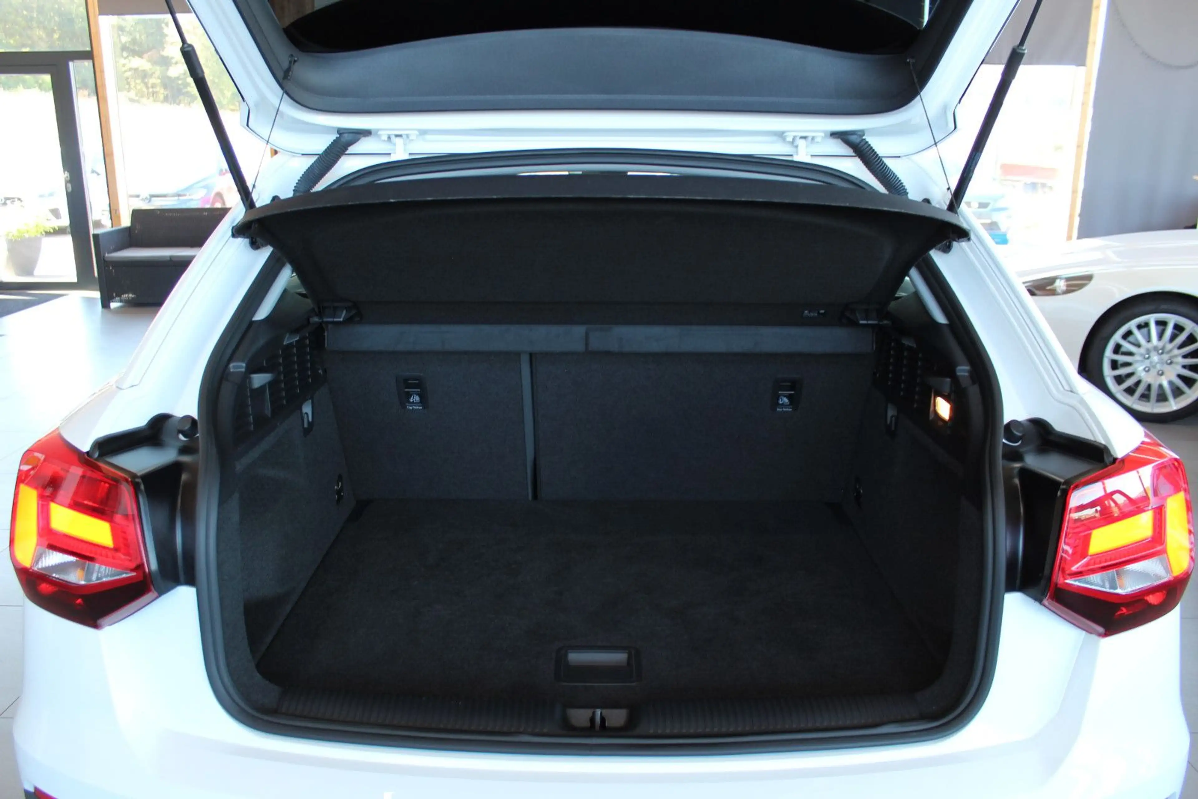 Audi Q2 1.0 TFSI S tronic ultra*KLIMA*1.HAND* — photo 14