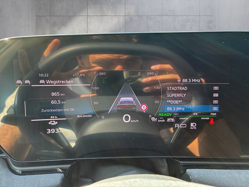 Audi S6 e-tron — photo 17