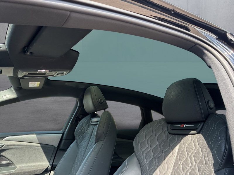 Audi S6 e-tron — photo 13
