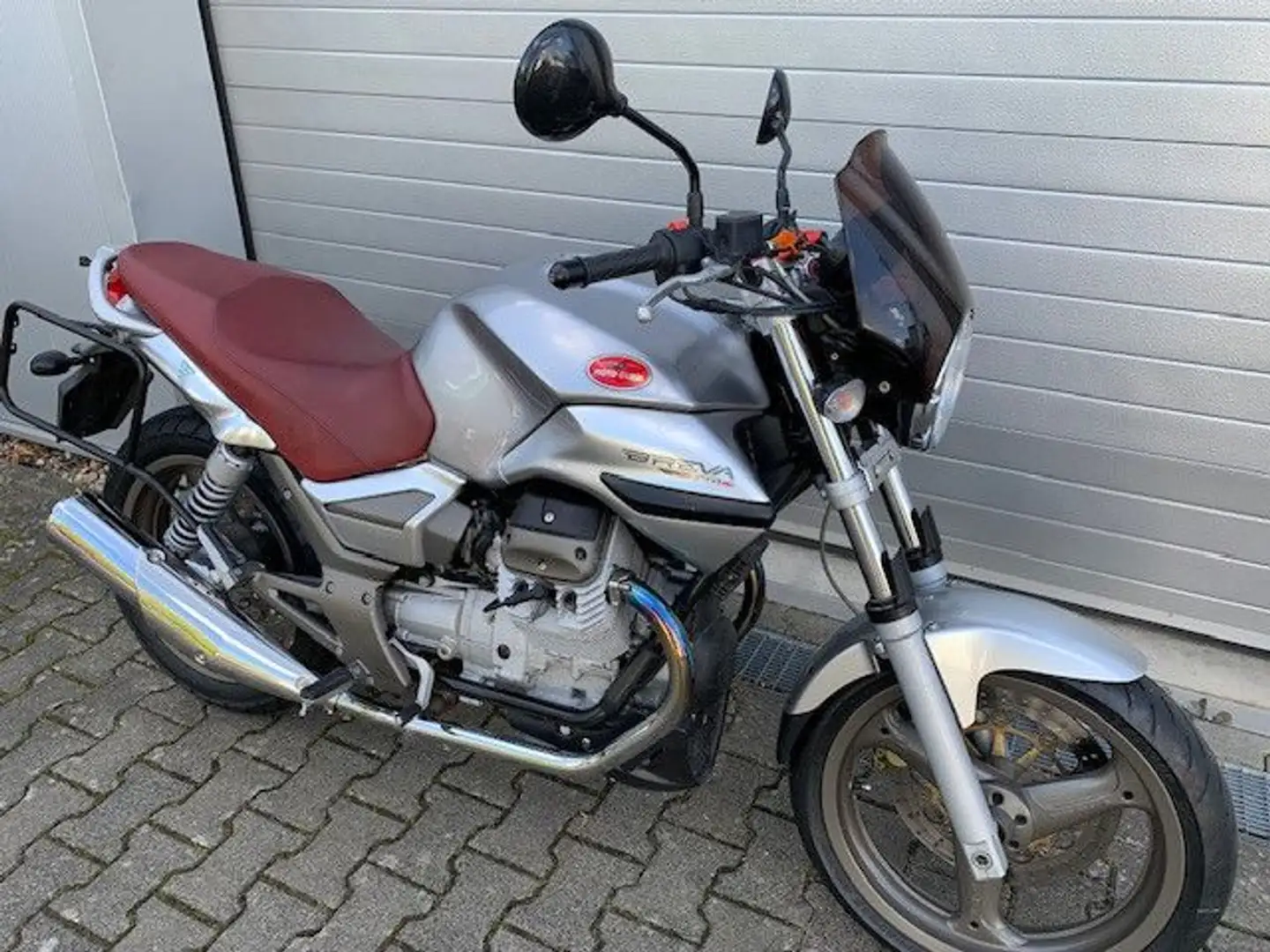 Moto Guzzi Breva 750 I.E Argent - 2