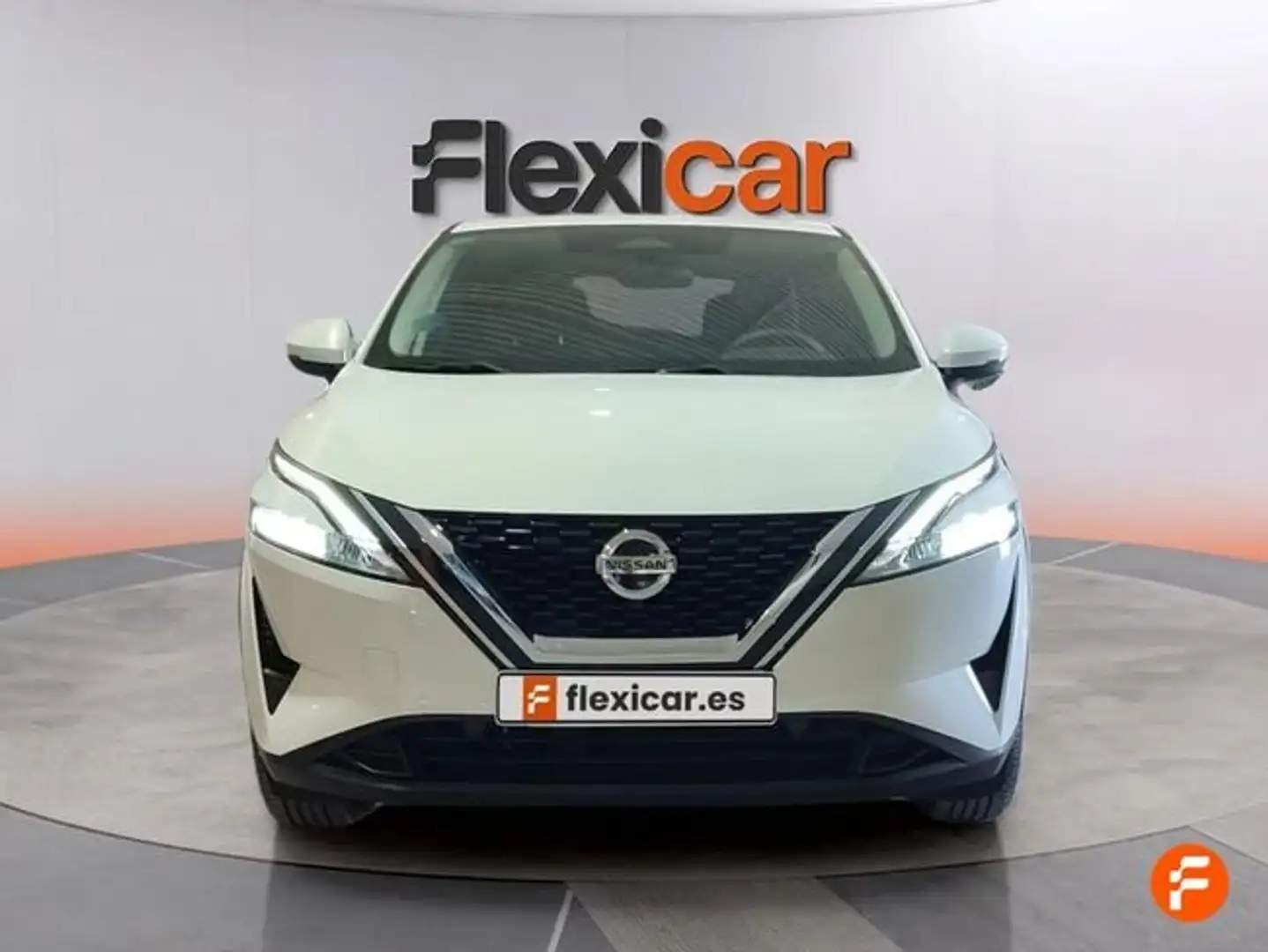 Nissan Qashqai DIG-T 103kW (140CV) mHEV 4x2 Visia Blanco - 2