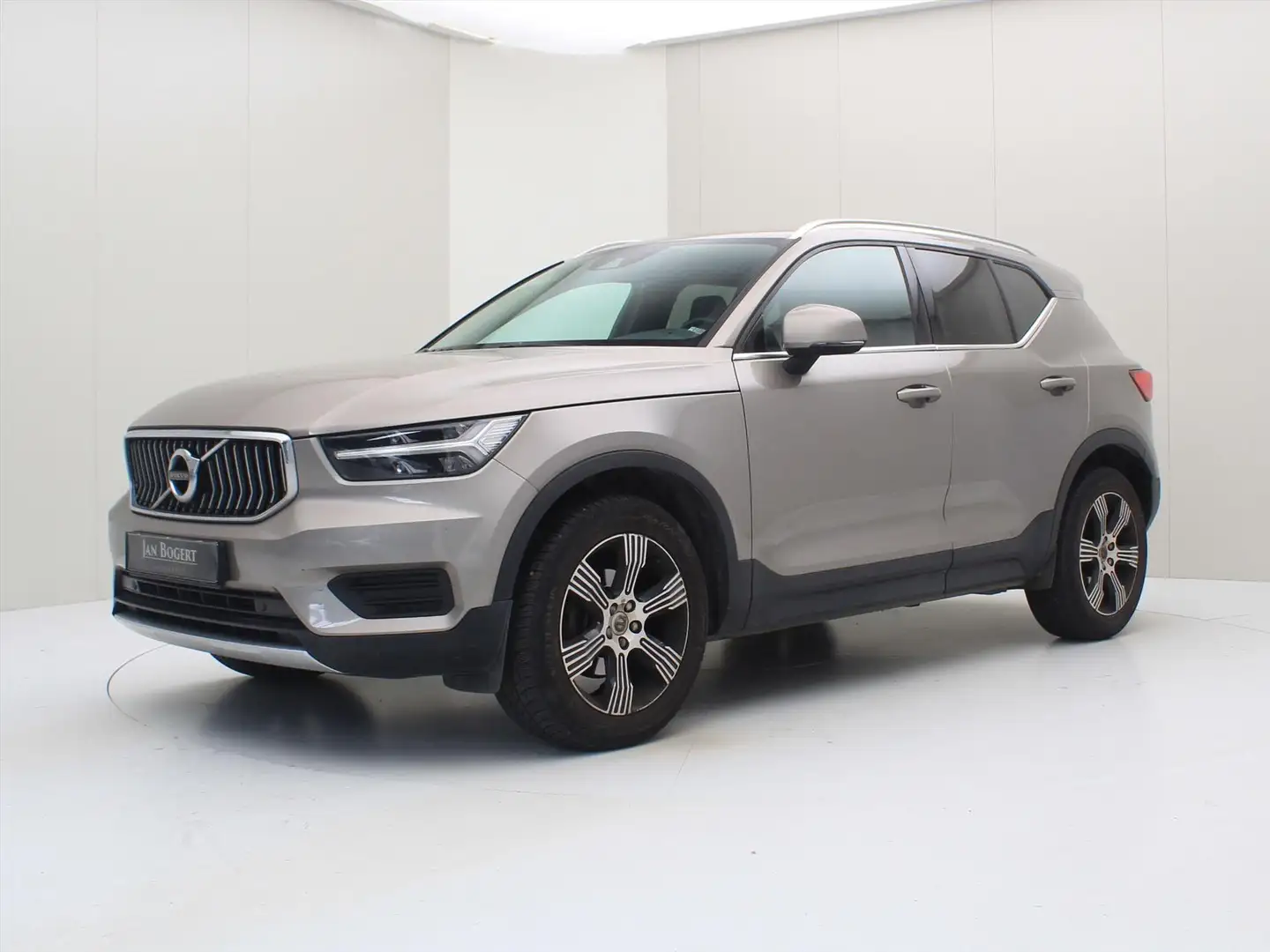 Volvo XC40 T3 163pk Geartronic Inscription [ TREKHAAK+LED+STO Grijs - 1