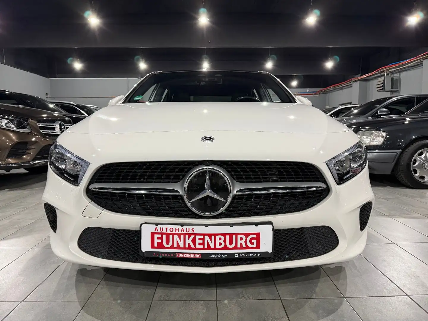 Mercedes-Benz A 220 d PANO/360°/DISTR/BURMAESTER/LED/MASAGE/W Bianco - 2