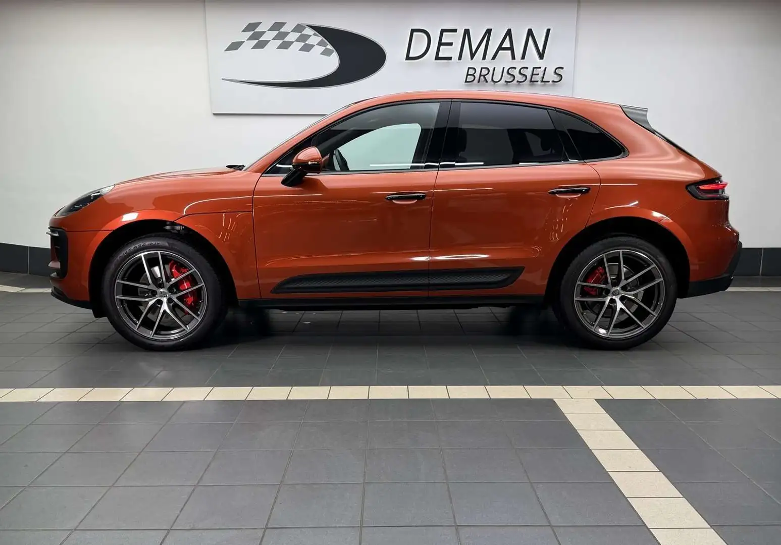 Porsche Macan 2.0 * PDK * échappements Sport * Toit ouvrant Orange - 2