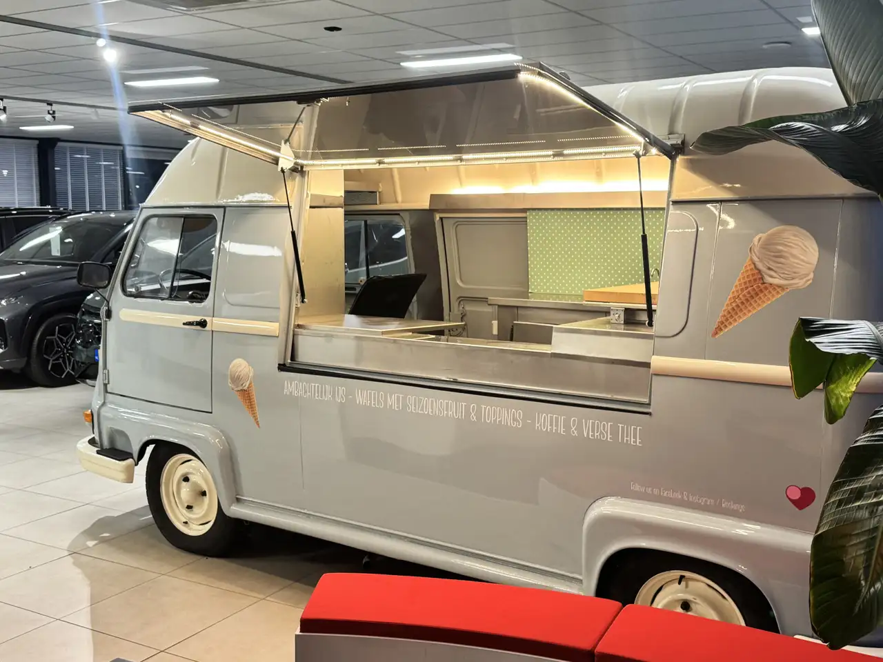 Renault Estafette Food-truck, foto 2