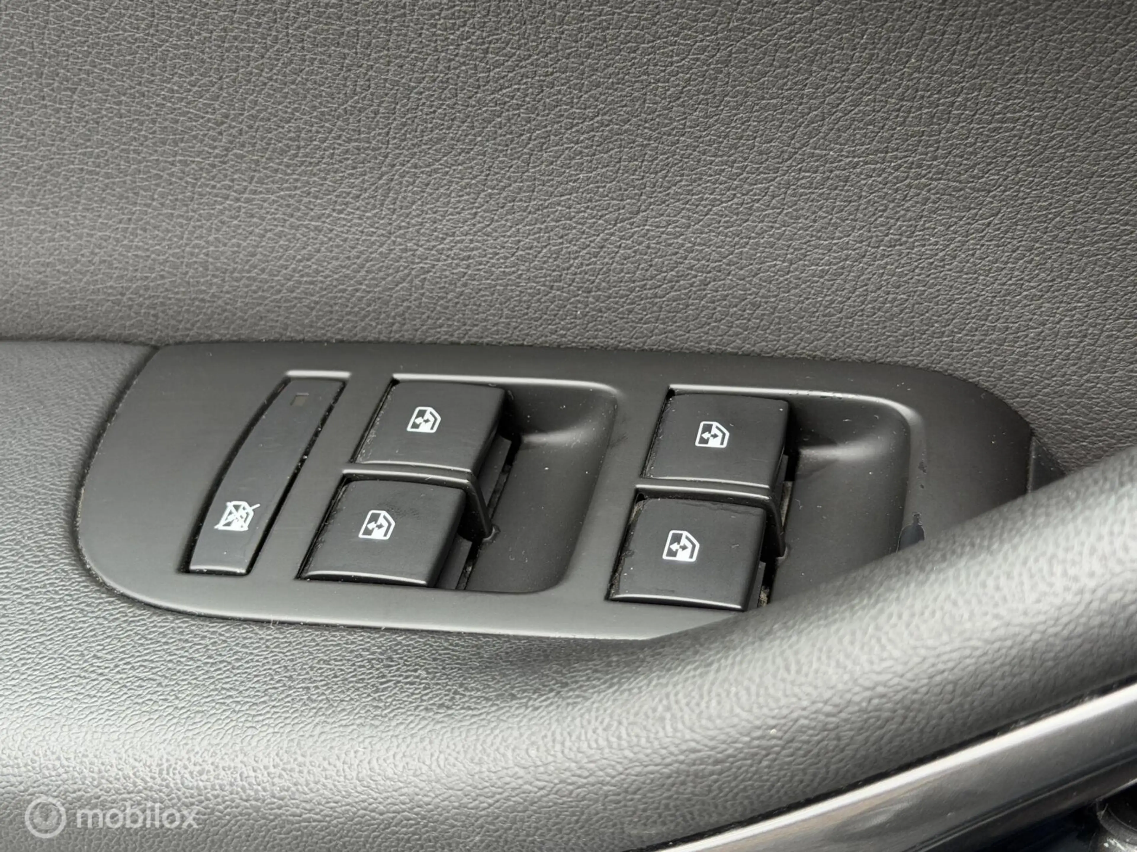 Opel Zafira 1.4 Turbo Innovation 7p. AUT Clima Cruise Navi Tre — photo 9