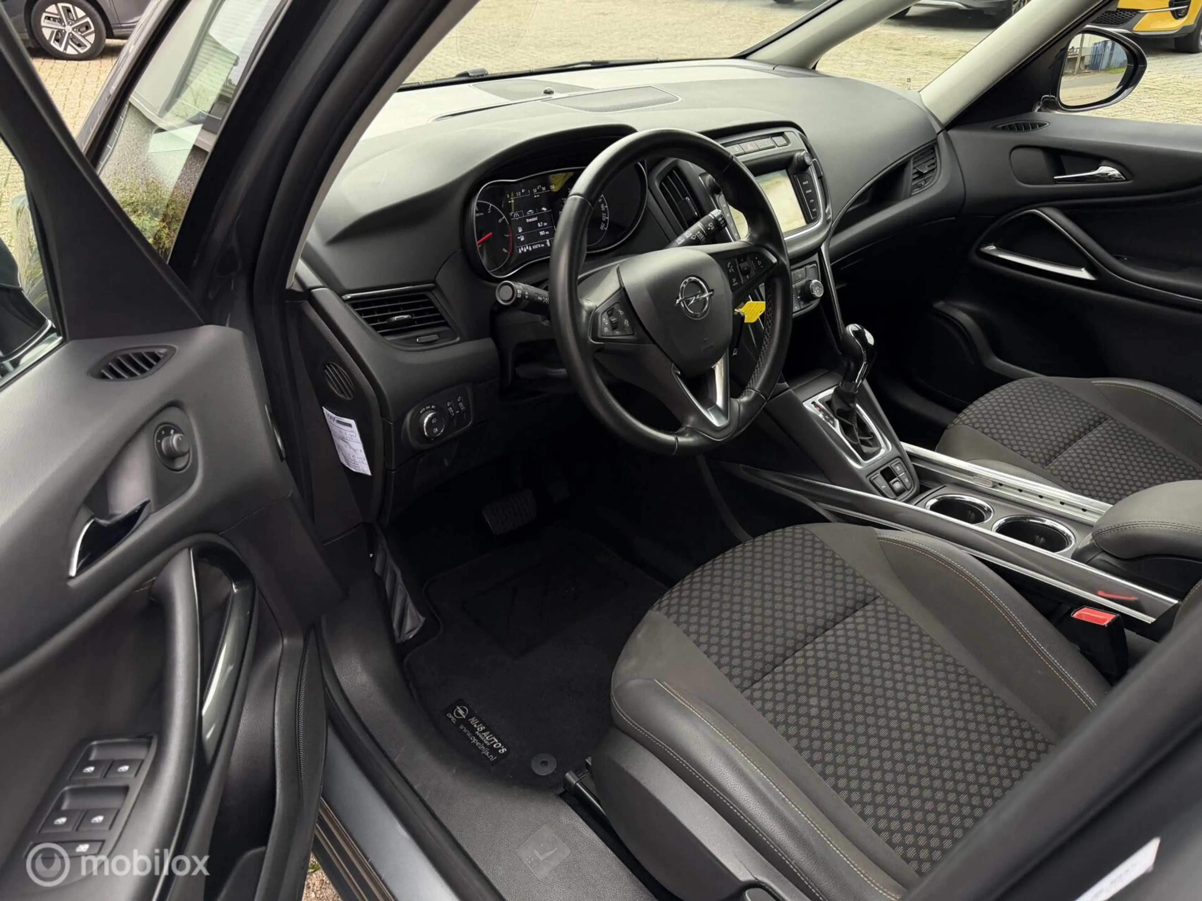 Opel Zafira 1.4 Turbo Innovation 7p. AUT Clima Cruise Navi Tre — photo 6