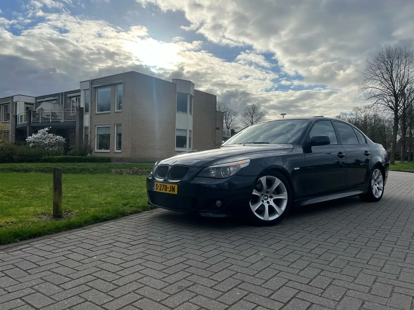 BMW 523 m-tech origineel af fabriek e60 523i Blauw - 1