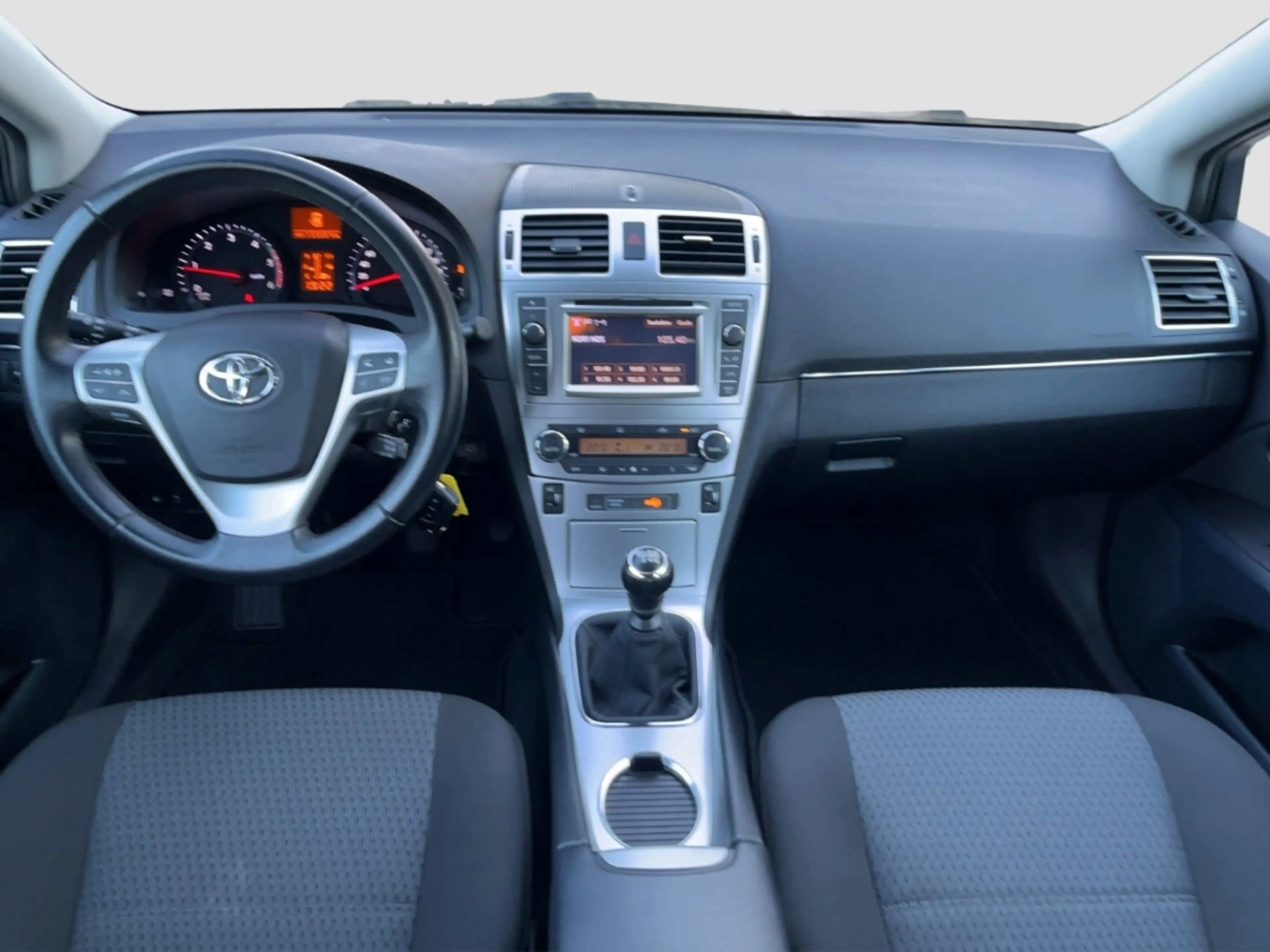 Toyota Avensis 2.0 Kombi Edition — photo 14