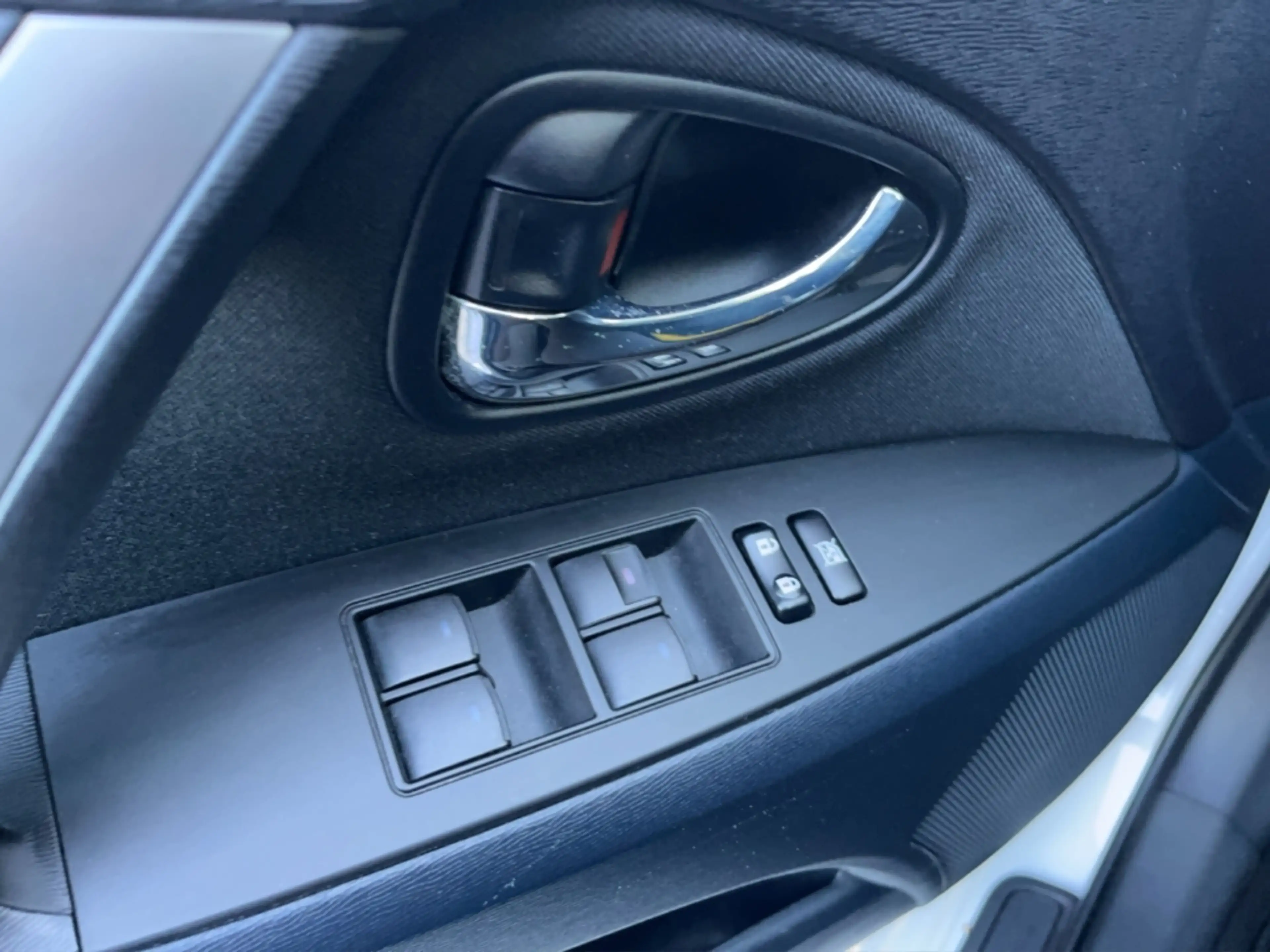Toyota Avensis 2.0 Kombi Edition — photo 12