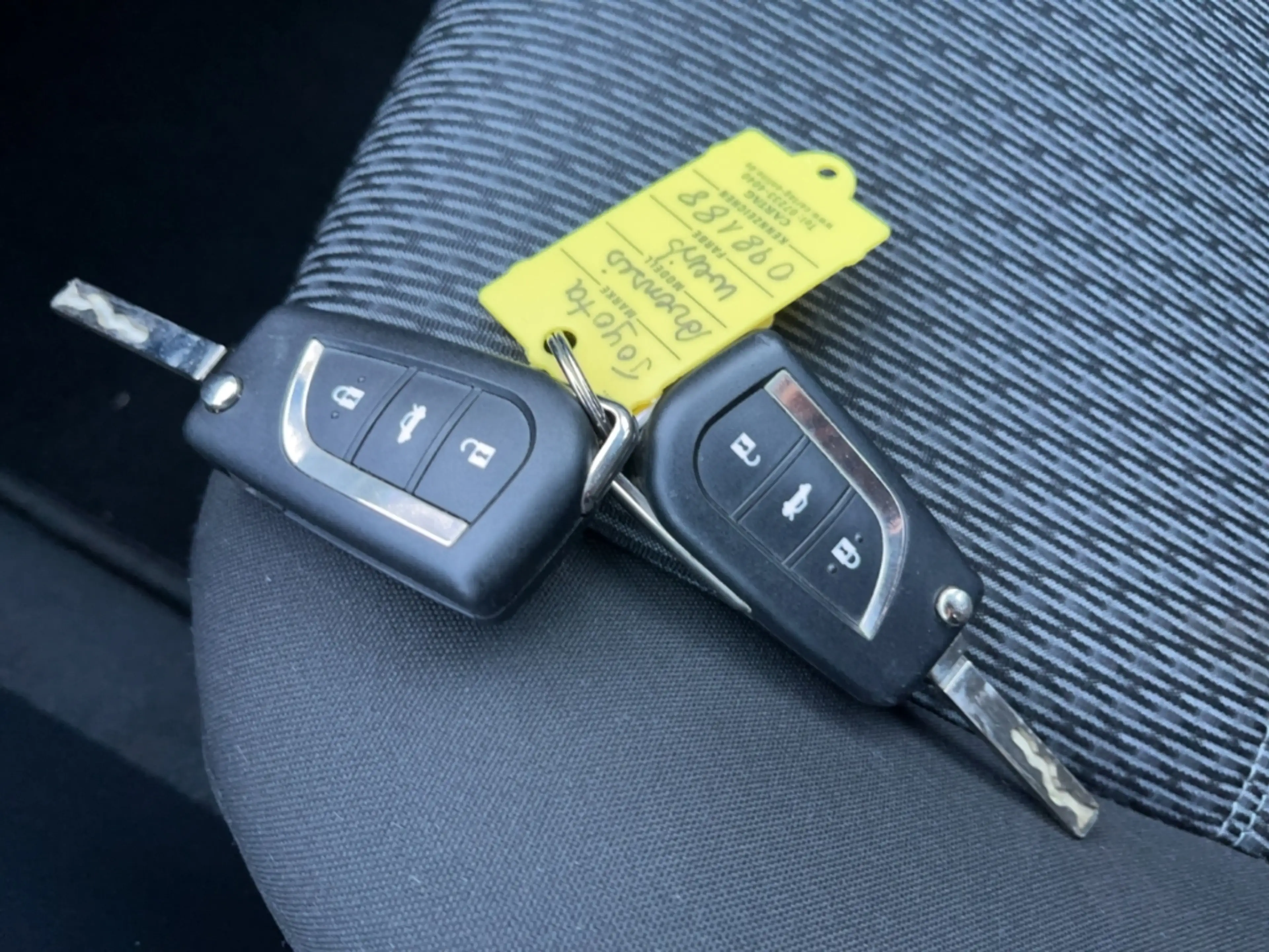 Toyota Avensis 2.0 Kombi Edition — photo 29